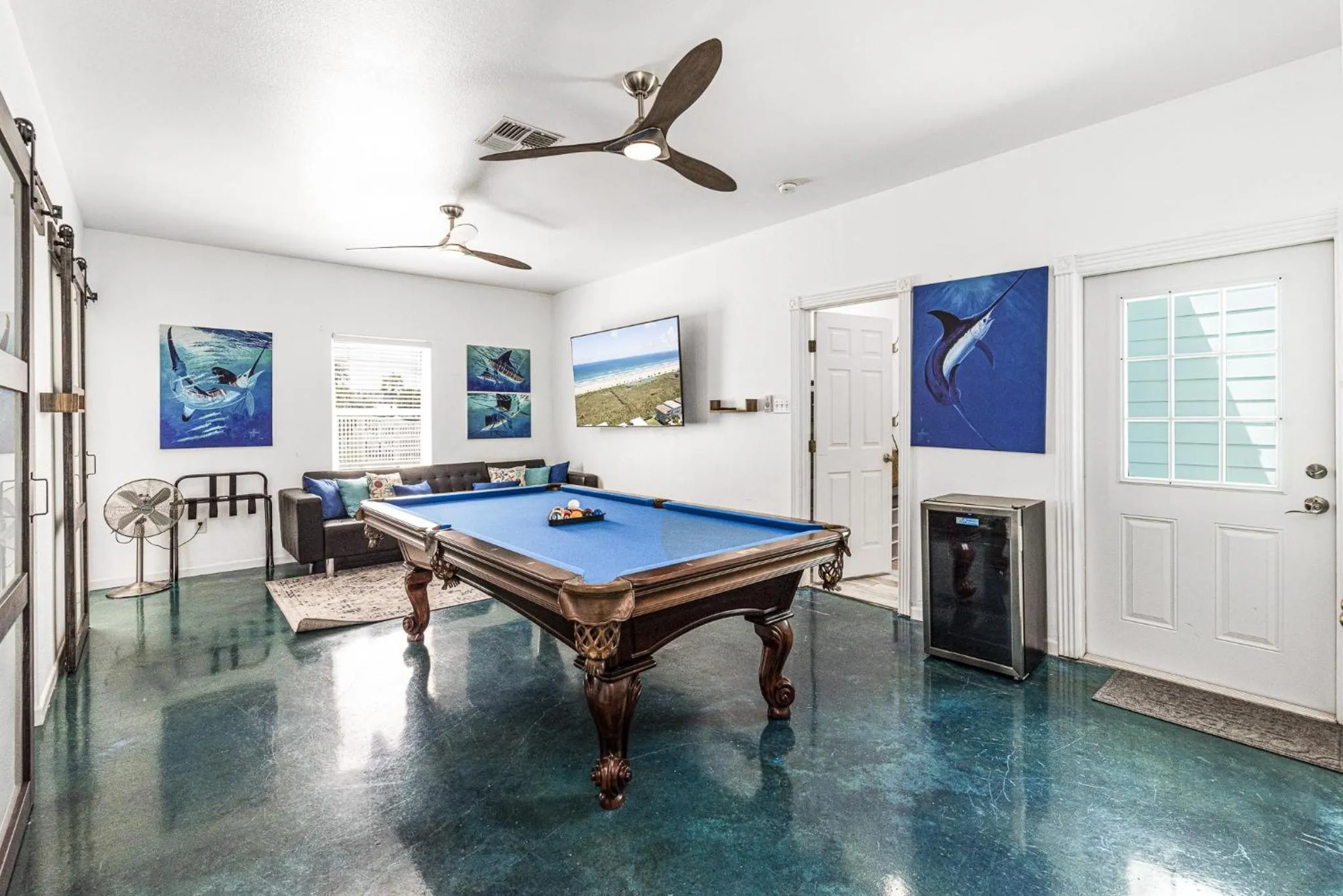 The Blue Fin House! Pool Table, Ocean View & Boardwalk to Beach