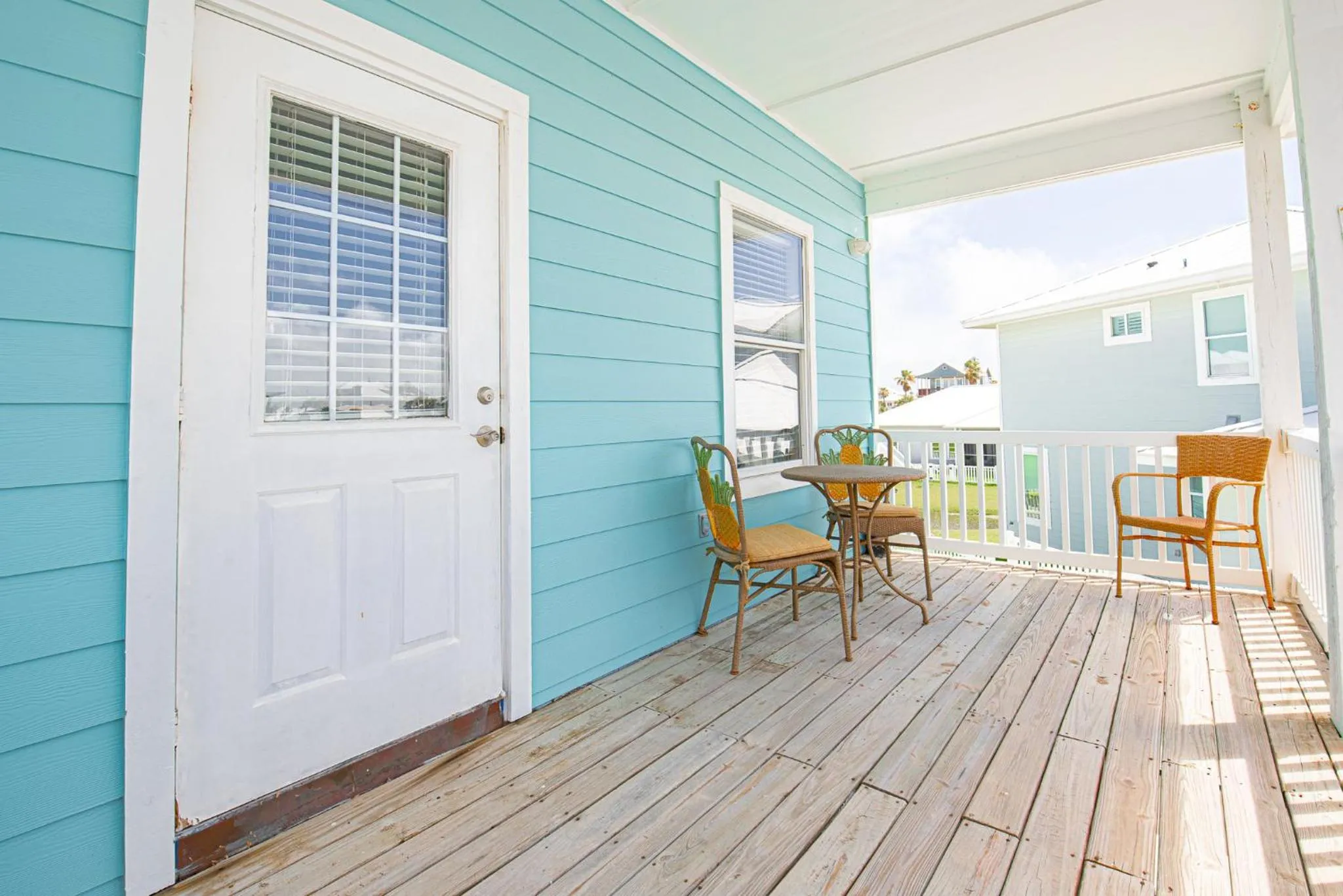 The Blue Fin House! Pool Table, Ocean View & Boardwalk to Beach