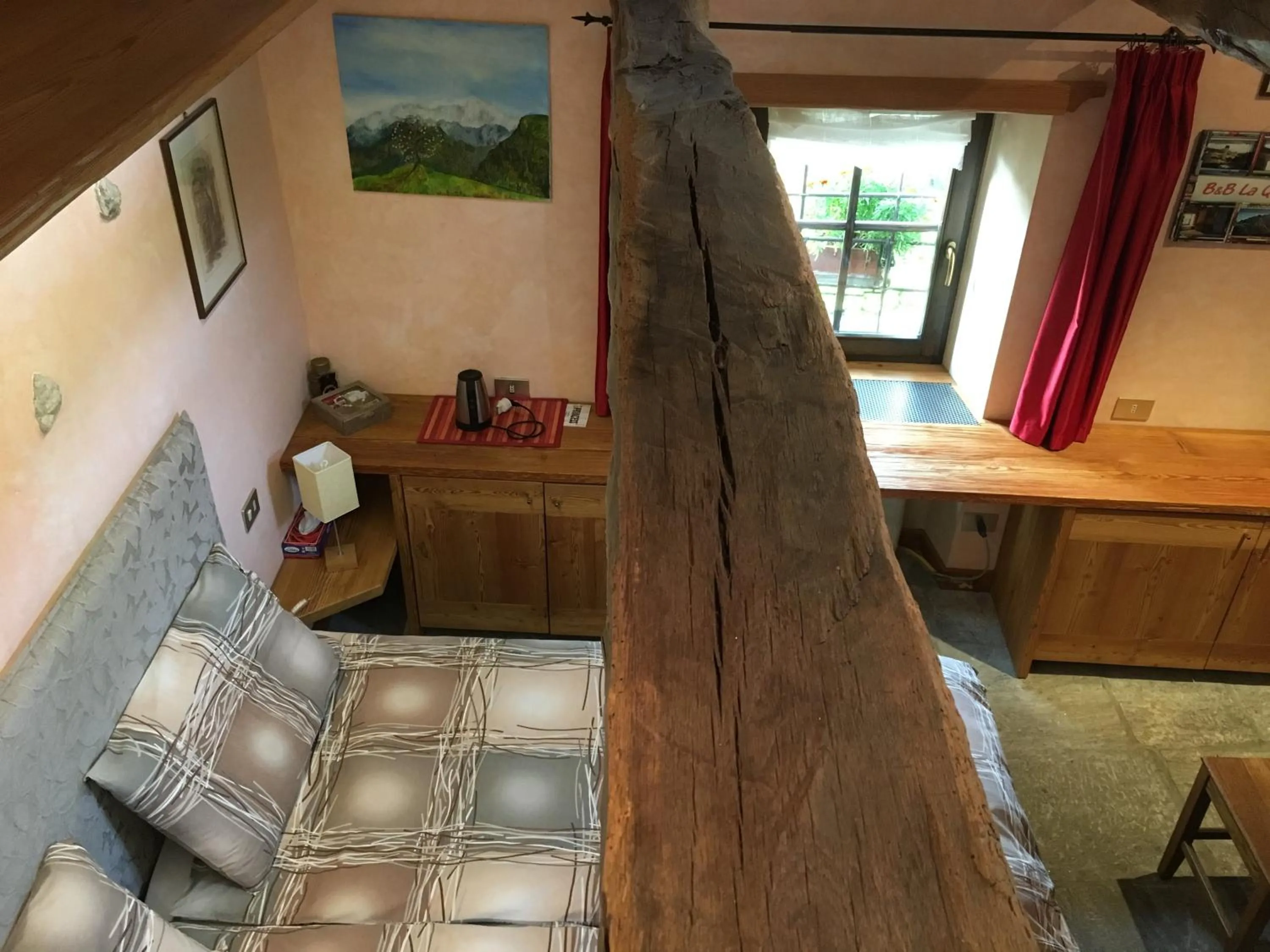 Photo of the whole room in B&B La Quana