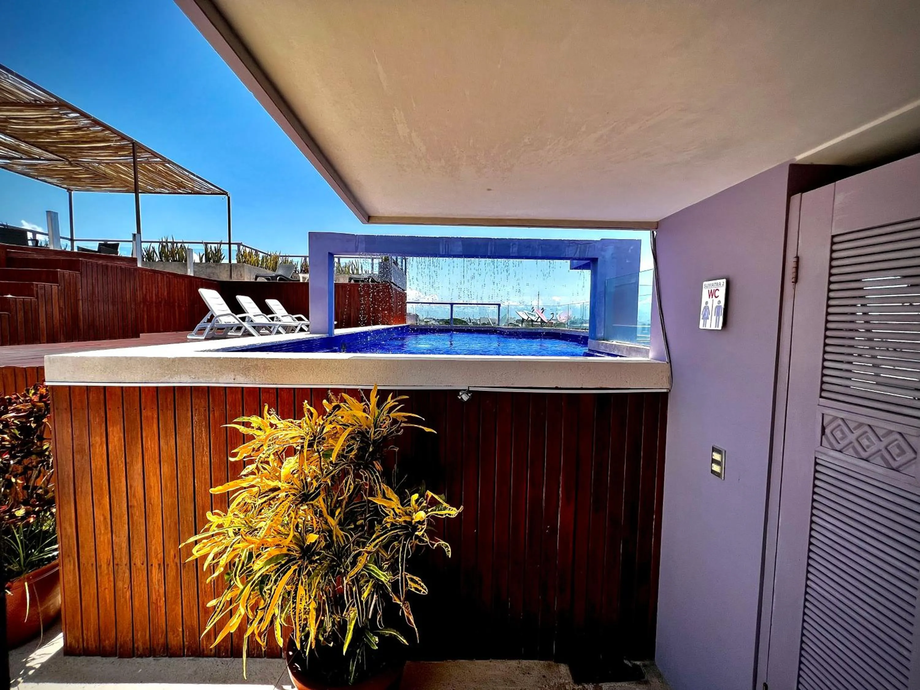 Playa Centro Rooftop Apartments & Studios