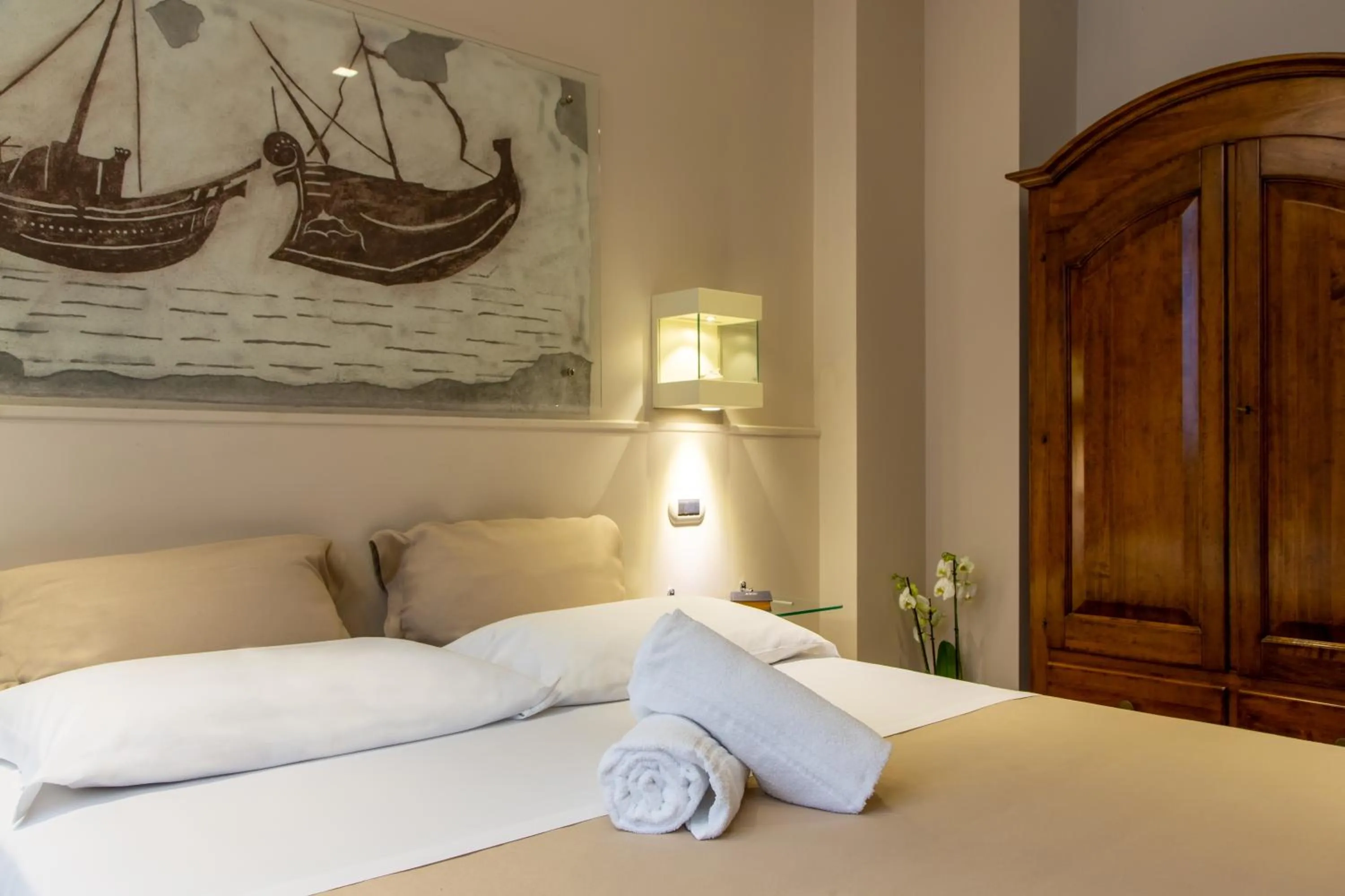 Bed in Le Jardin Romain