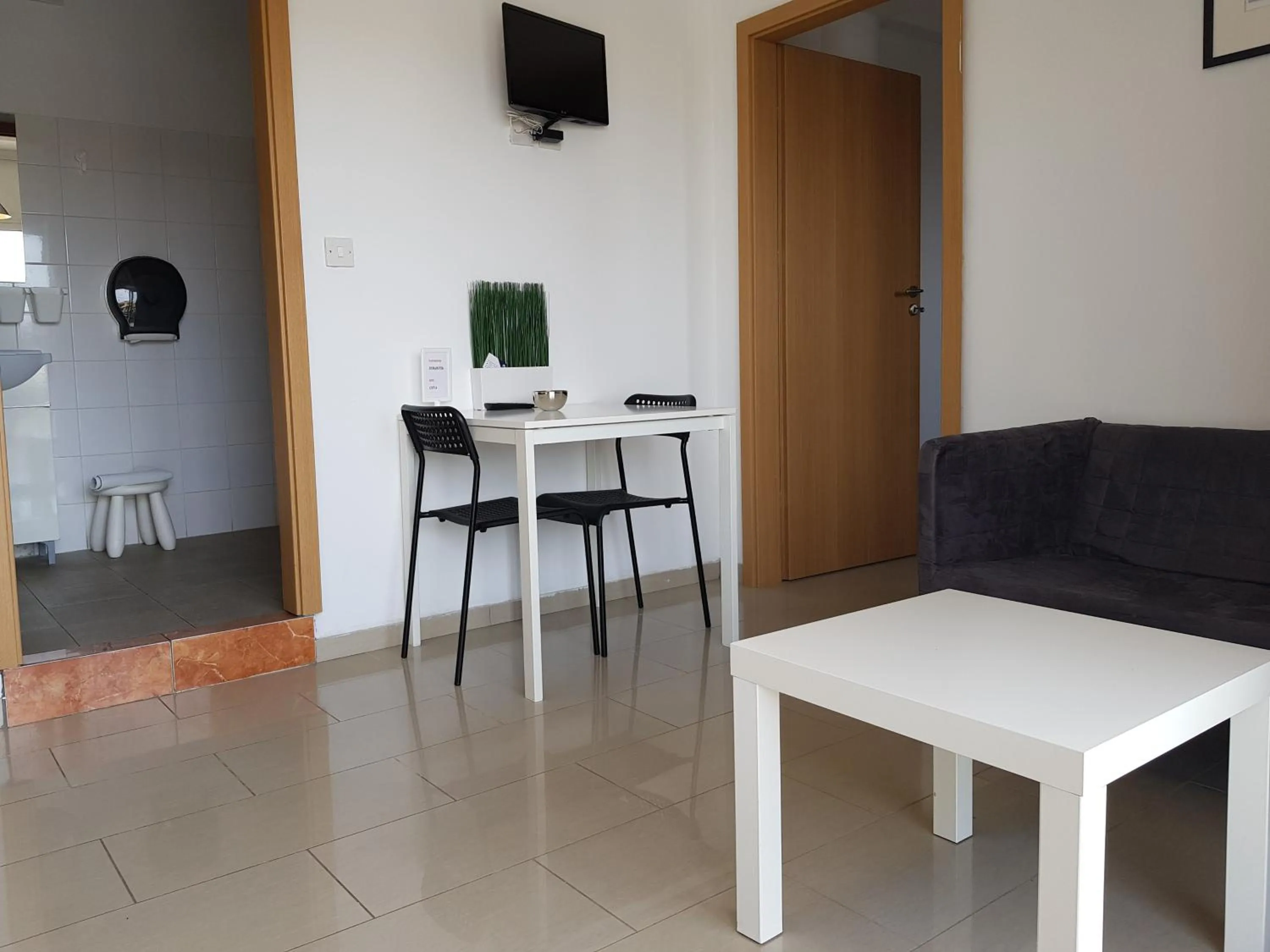 Valentinos Apartments