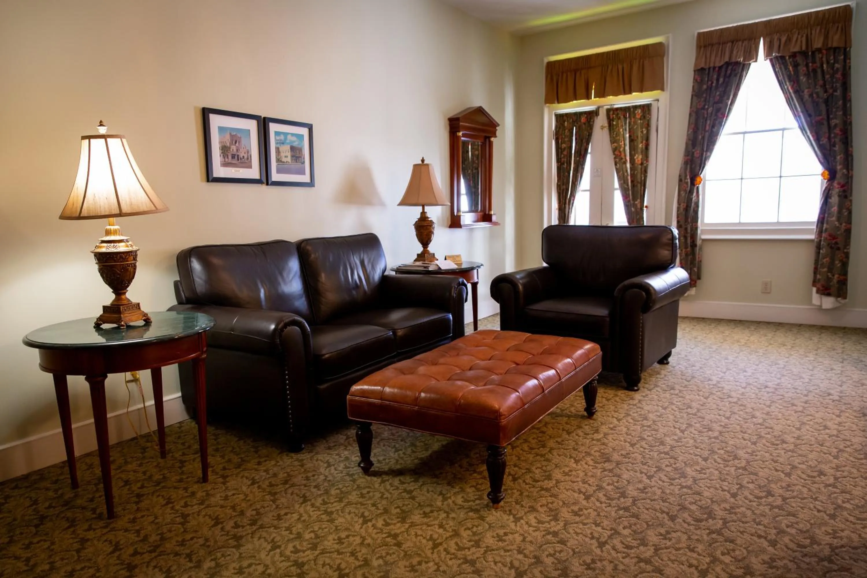 Living room in The Hotel Paisano