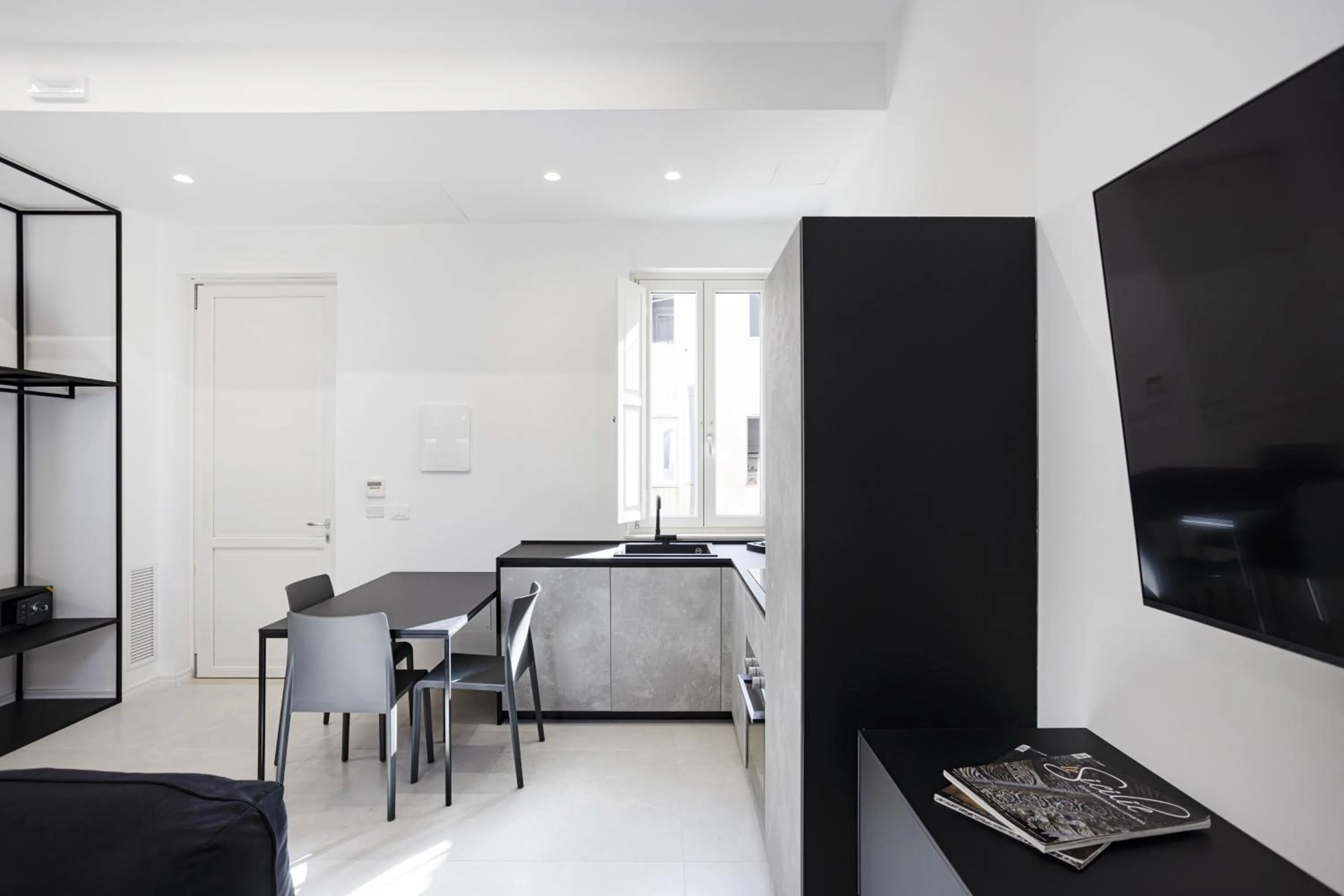 Kitchen or kitchenette in Nostos rooms & Apartments