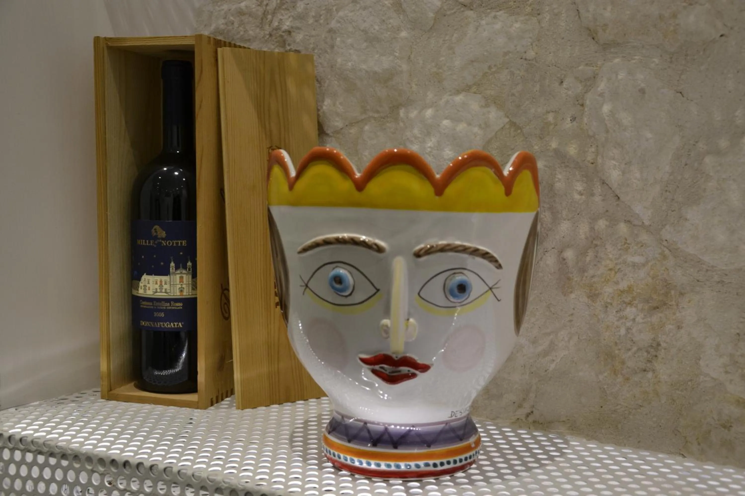 Decorative detail in Nostos rooms & Apartments