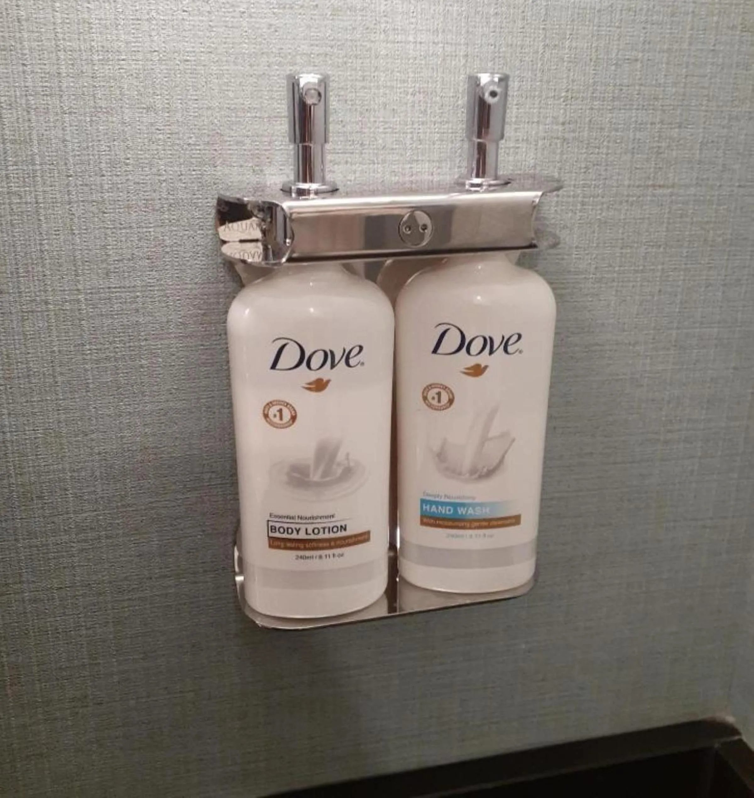 Bathroom in Holiday Inn Express & Suites Pittsburgh SW/Southpointe by IHG