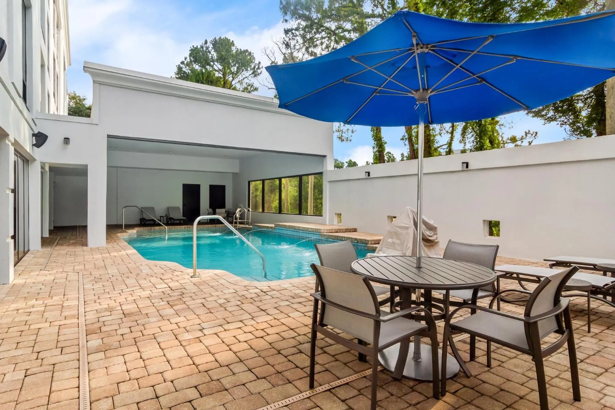 Swimming pool in Holiday Inn Express & Suites Jacksonville South East - Medical Center Area by IHG