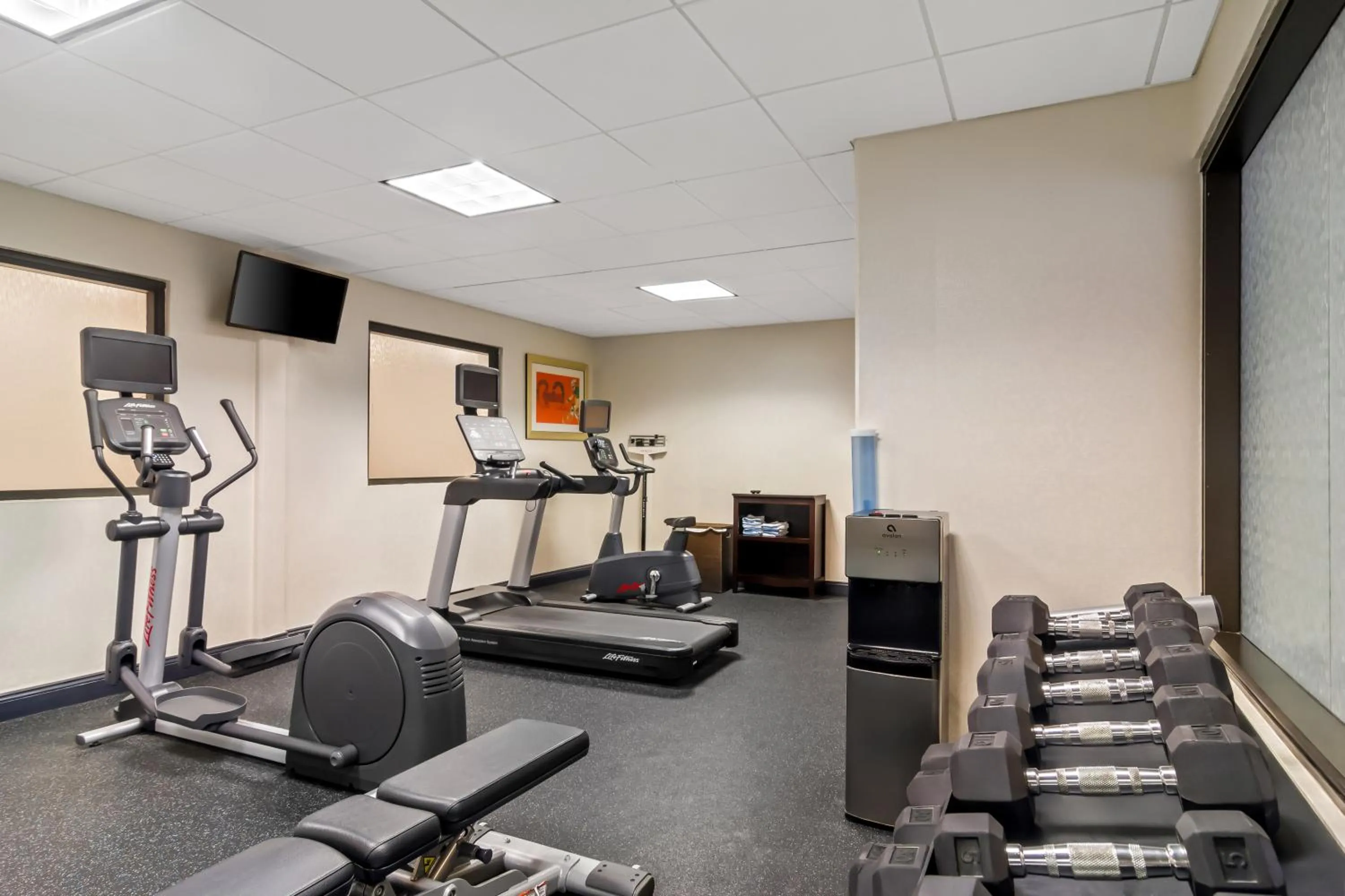 Fitness centre/facilities in Holiday Inn Express & Suites Jacksonville South East - Medical Center Area by IHG