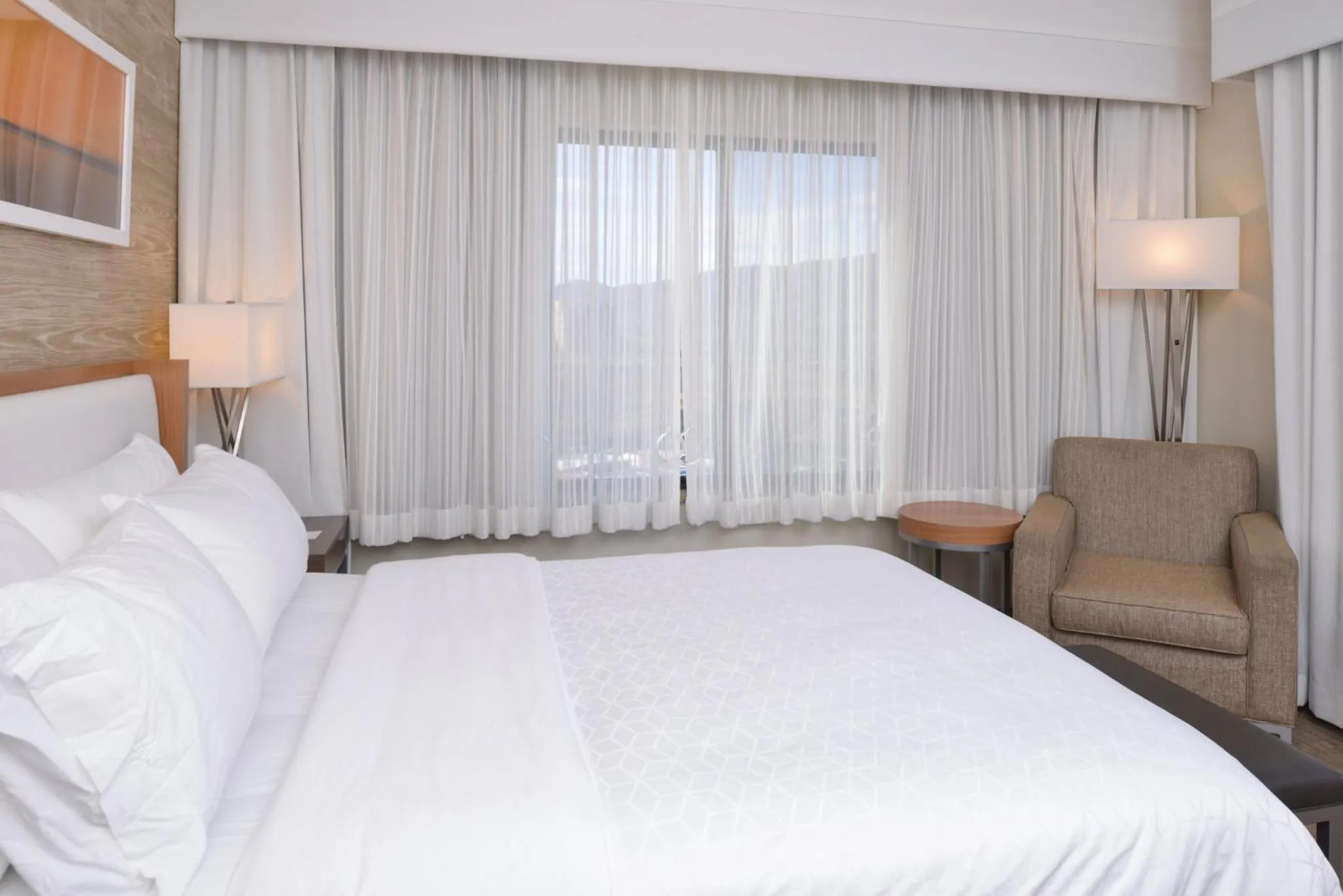 Photo of the whole room, Bed in Holiday Inn Express Pocatello by IHG