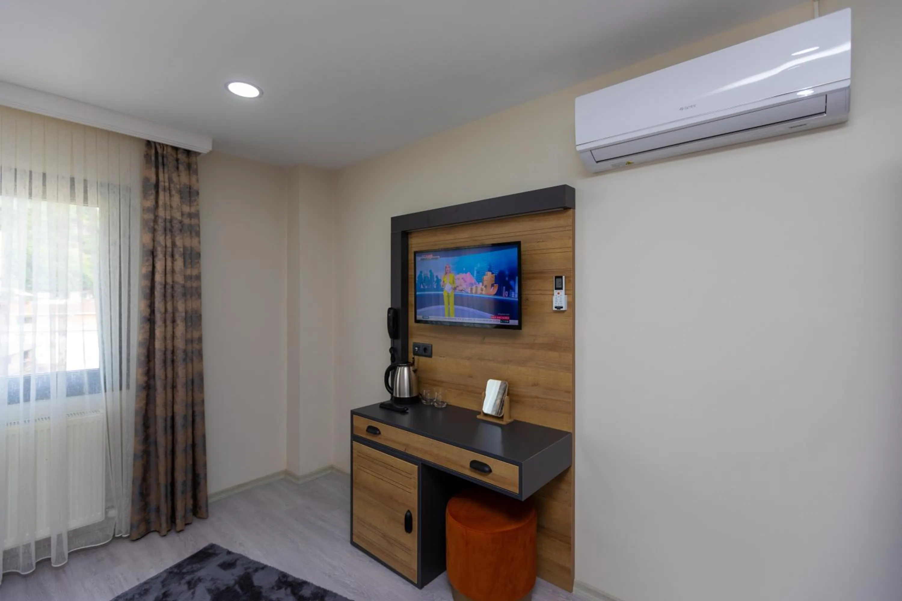 TV and multimedia in Moonlight Suite