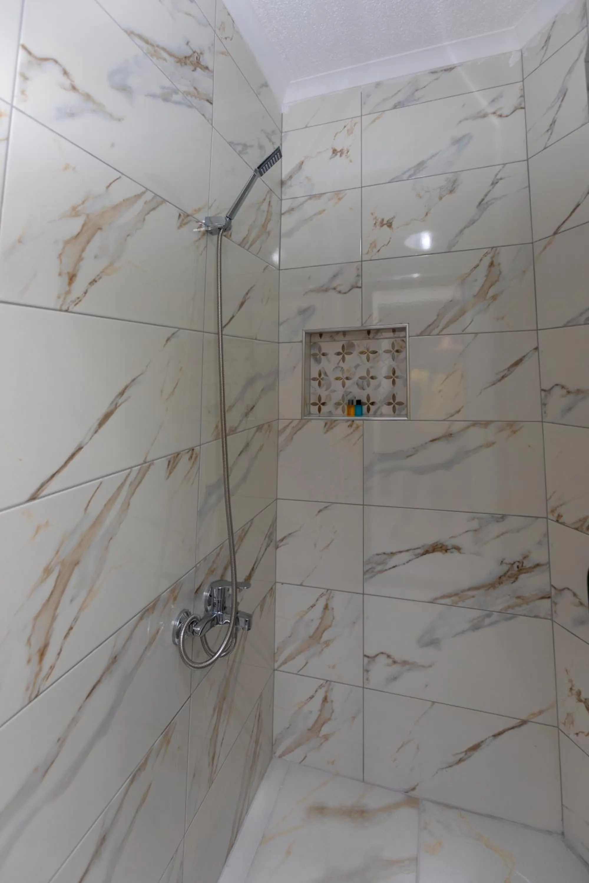 Shower in Moonlight Suite