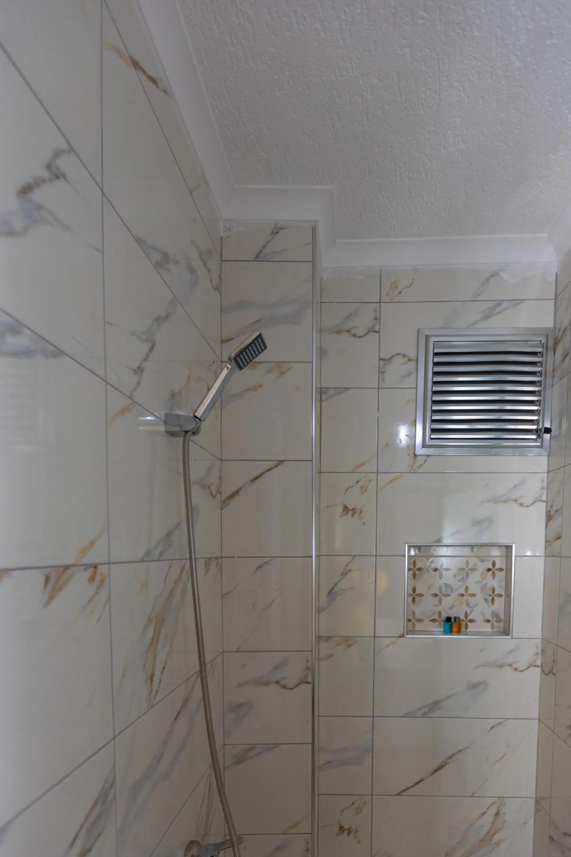 Shower in Moonlight Suite