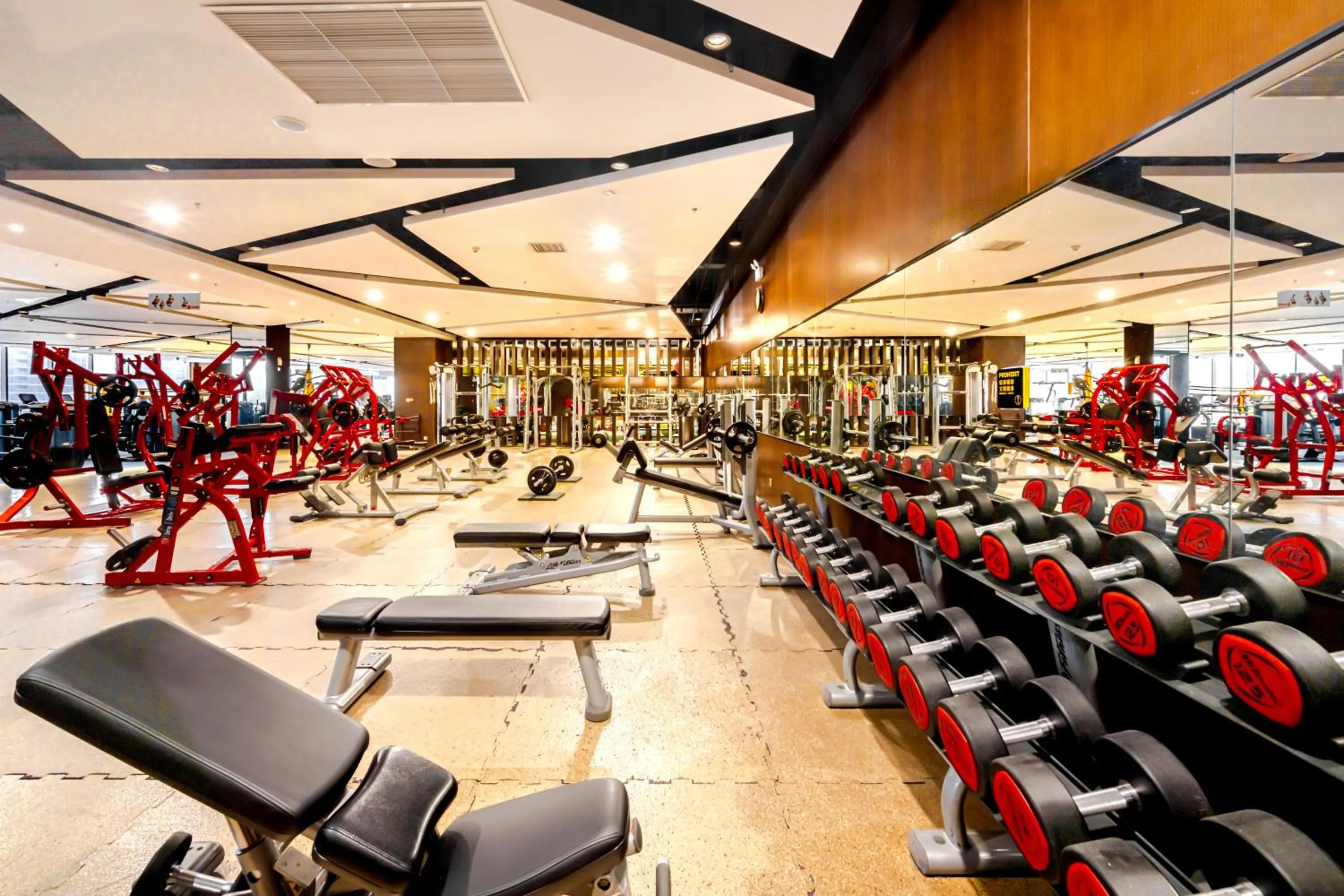 Fitness centre/facilities in Crowne Plaza Wuxi Taihu by IHG