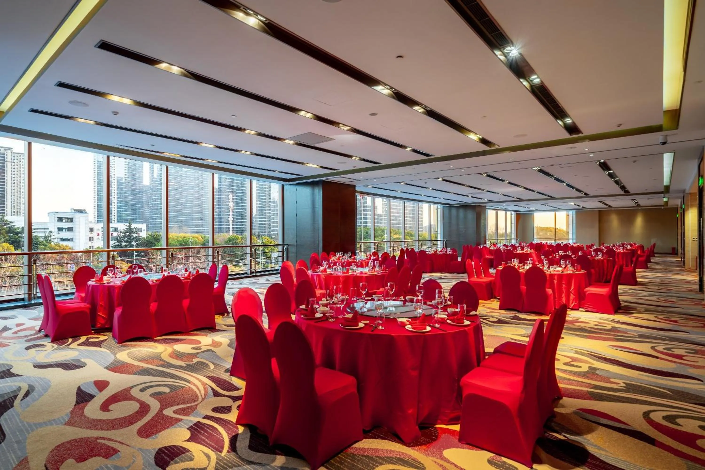 Banquet/Function facilities in Crowne Plaza Wuxi Taihu by IHG