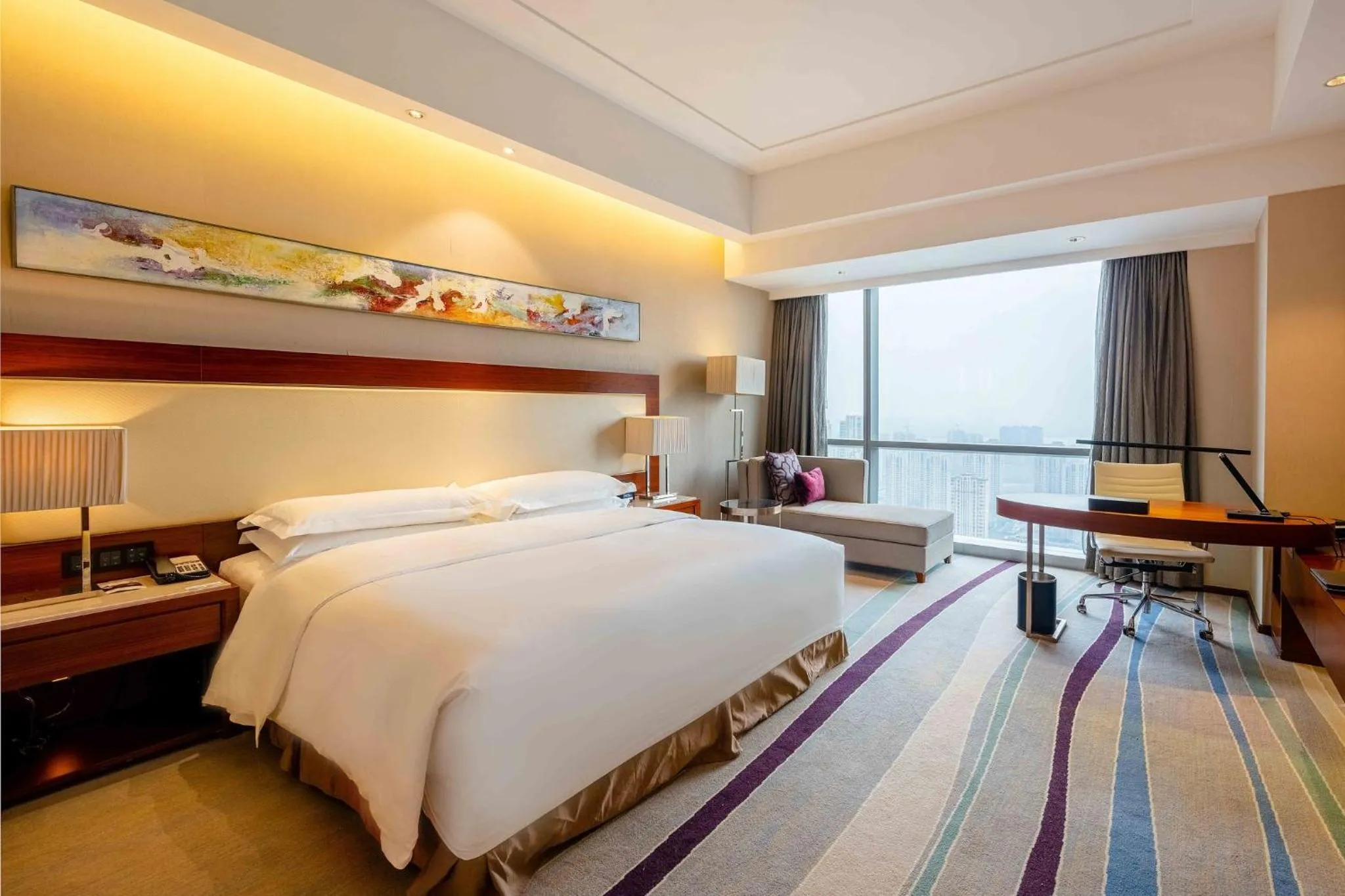 Photo of the whole room, Bed in Crowne Plaza Wuxi Taihu by IHG