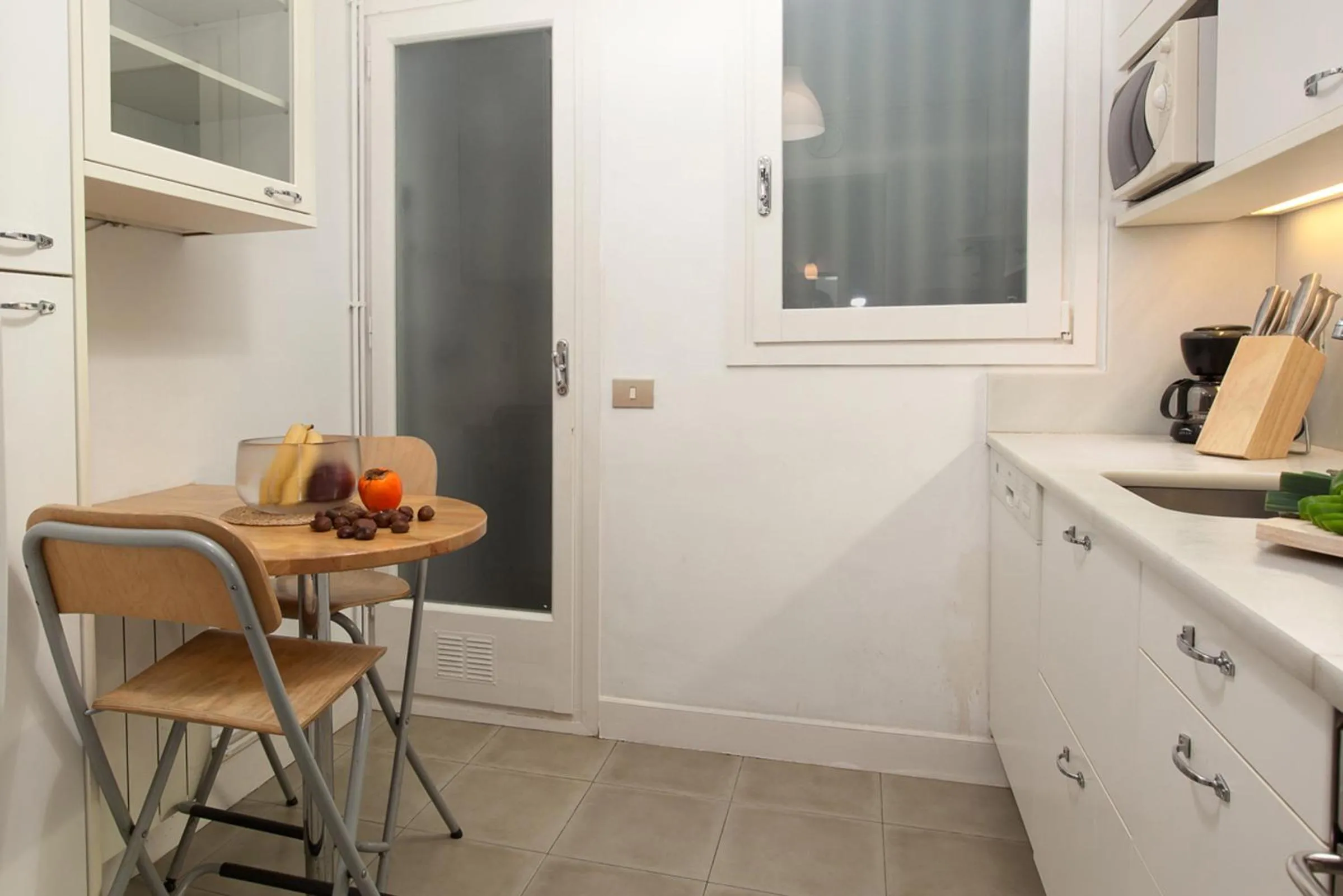 Kitchen or kitchenette in Letsgo Camp Nou Apartment