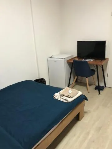 Double Room - single occupancy in HéberGement du POD