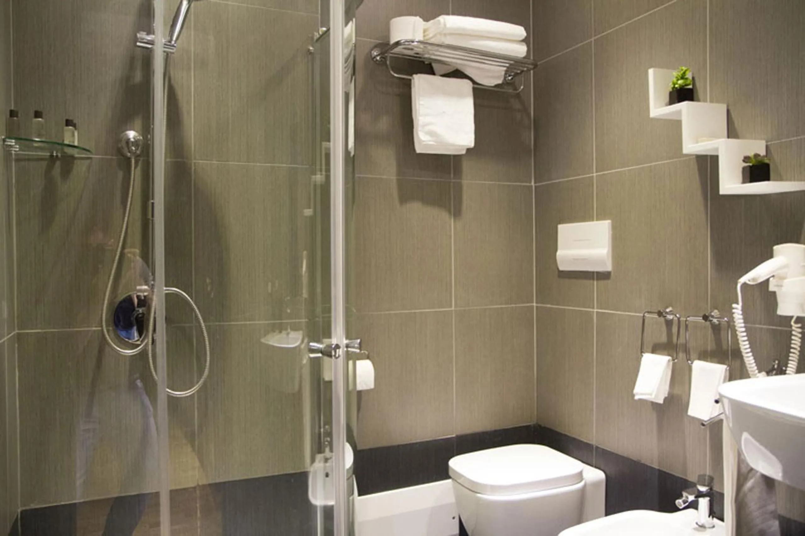 Bathroom in Il Paradiso di Dante