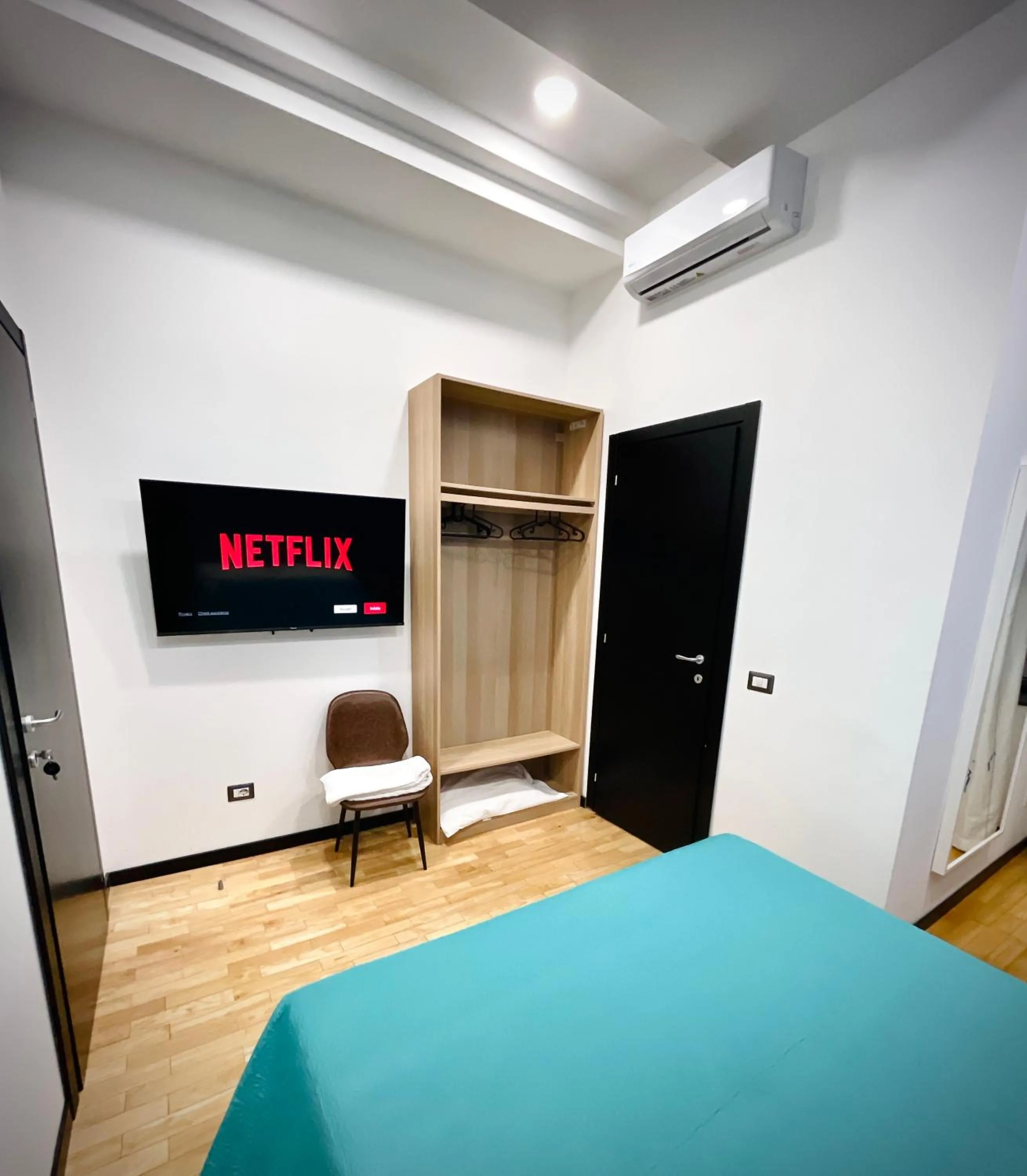 TV and multimedia, Bed in Il Paradiso di Dante