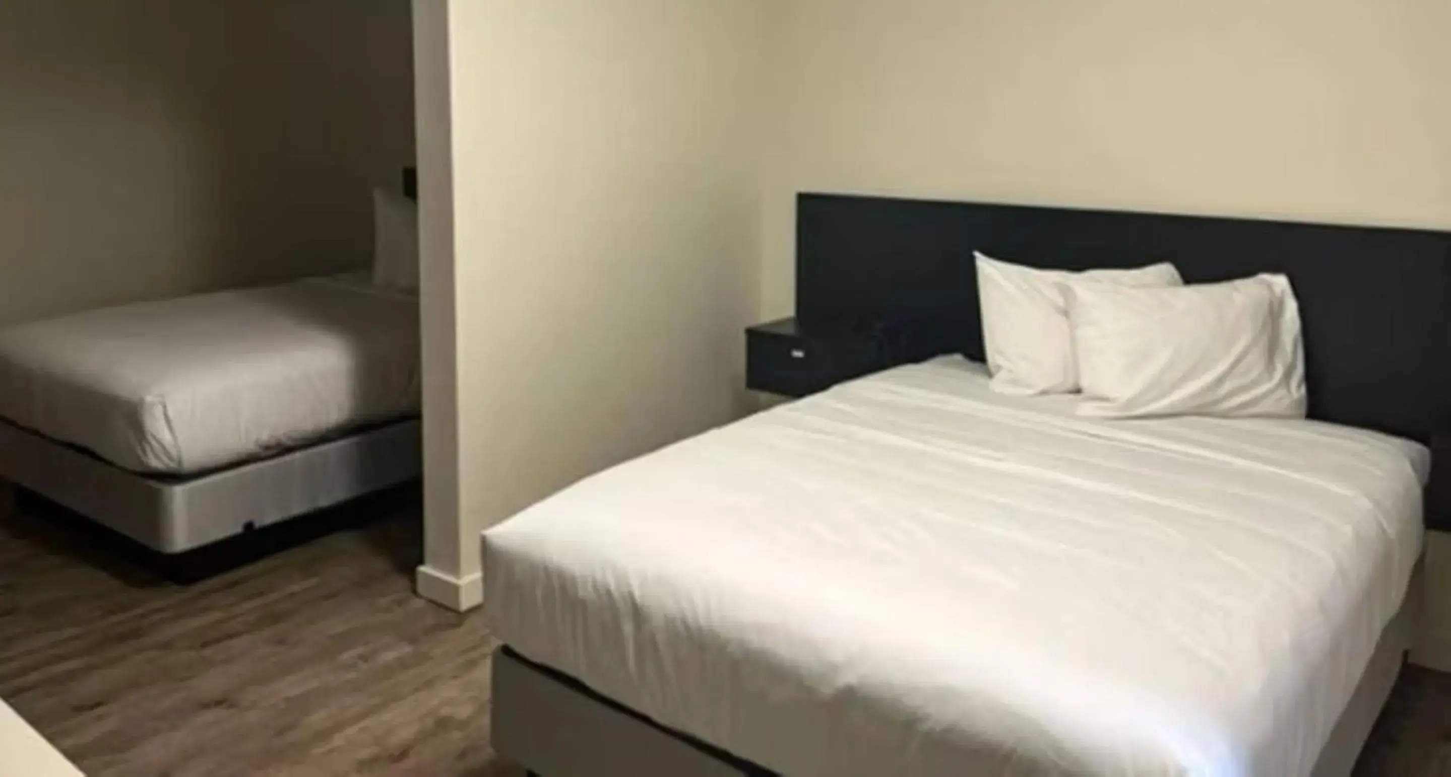 Bedroom, Bed in Pasco WA Bedroom, Bed in Pasco WA