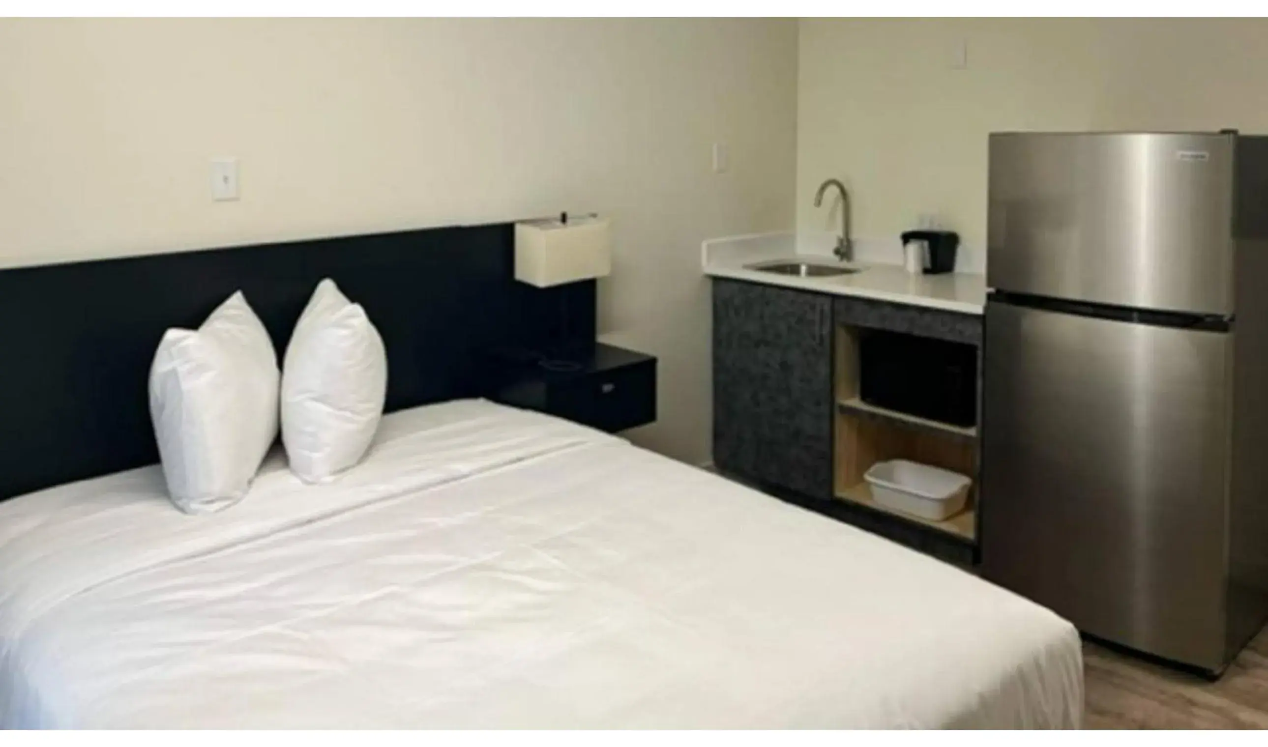 Bedroom, Bed in Pasco WA Bedroom, Bed in Pasco WA