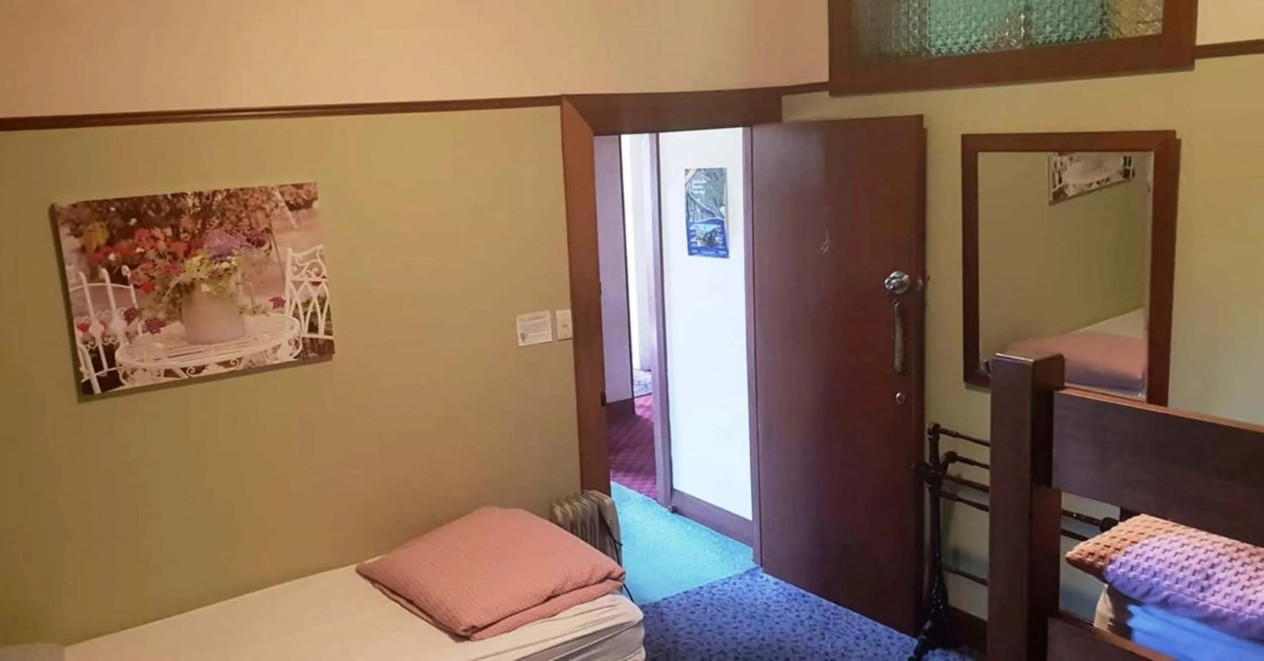 Bed in Manor house backpackers