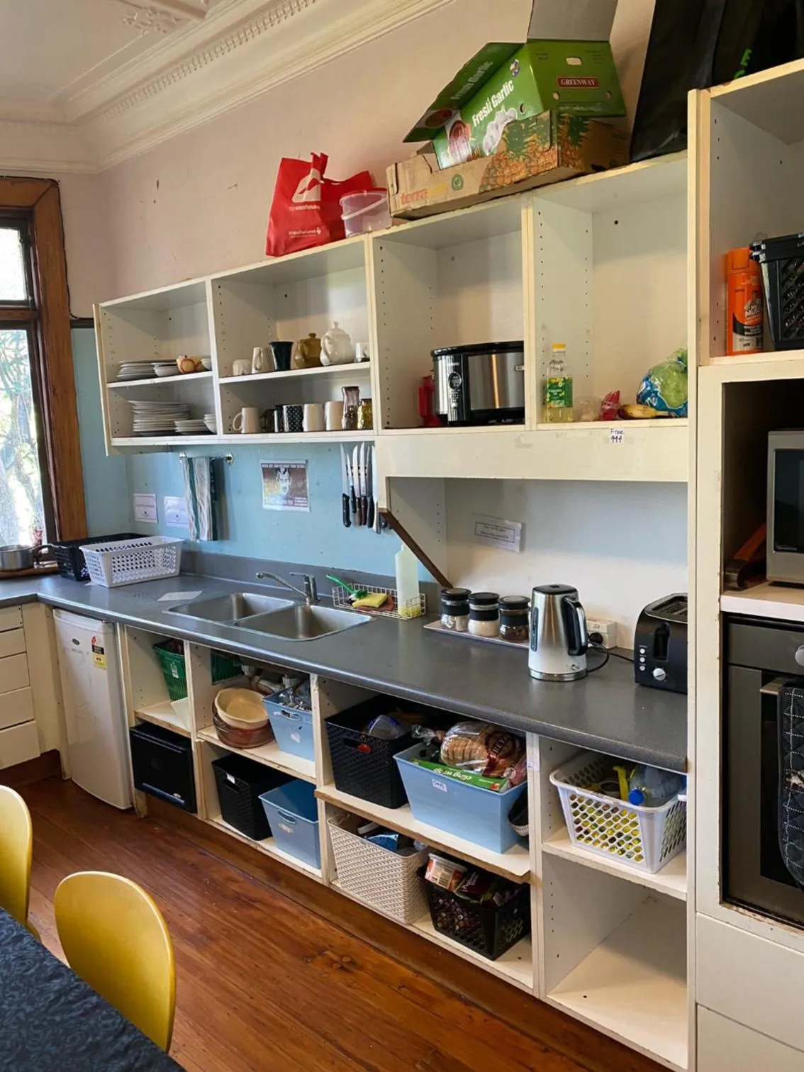 Kitchen or kitchenette, Kitchen/Kitchenette in Manor house backpackers