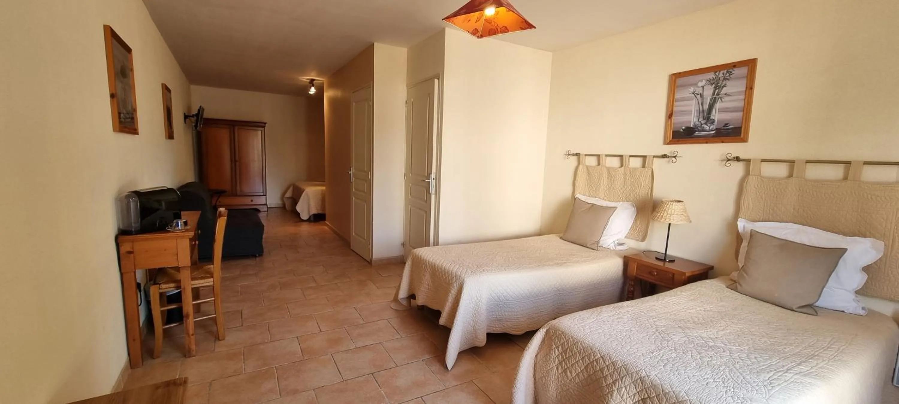 Bed in Domaine de la Courbe Hôtel & Spa