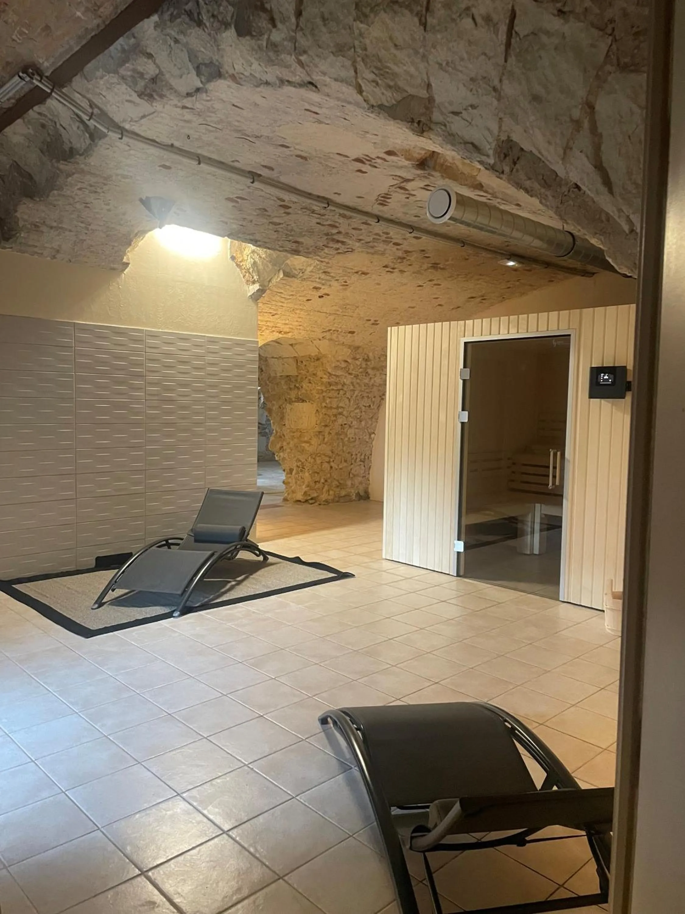 Spa and wellness centre/facilities in Domaine de la Courbe Hôtel & Spa