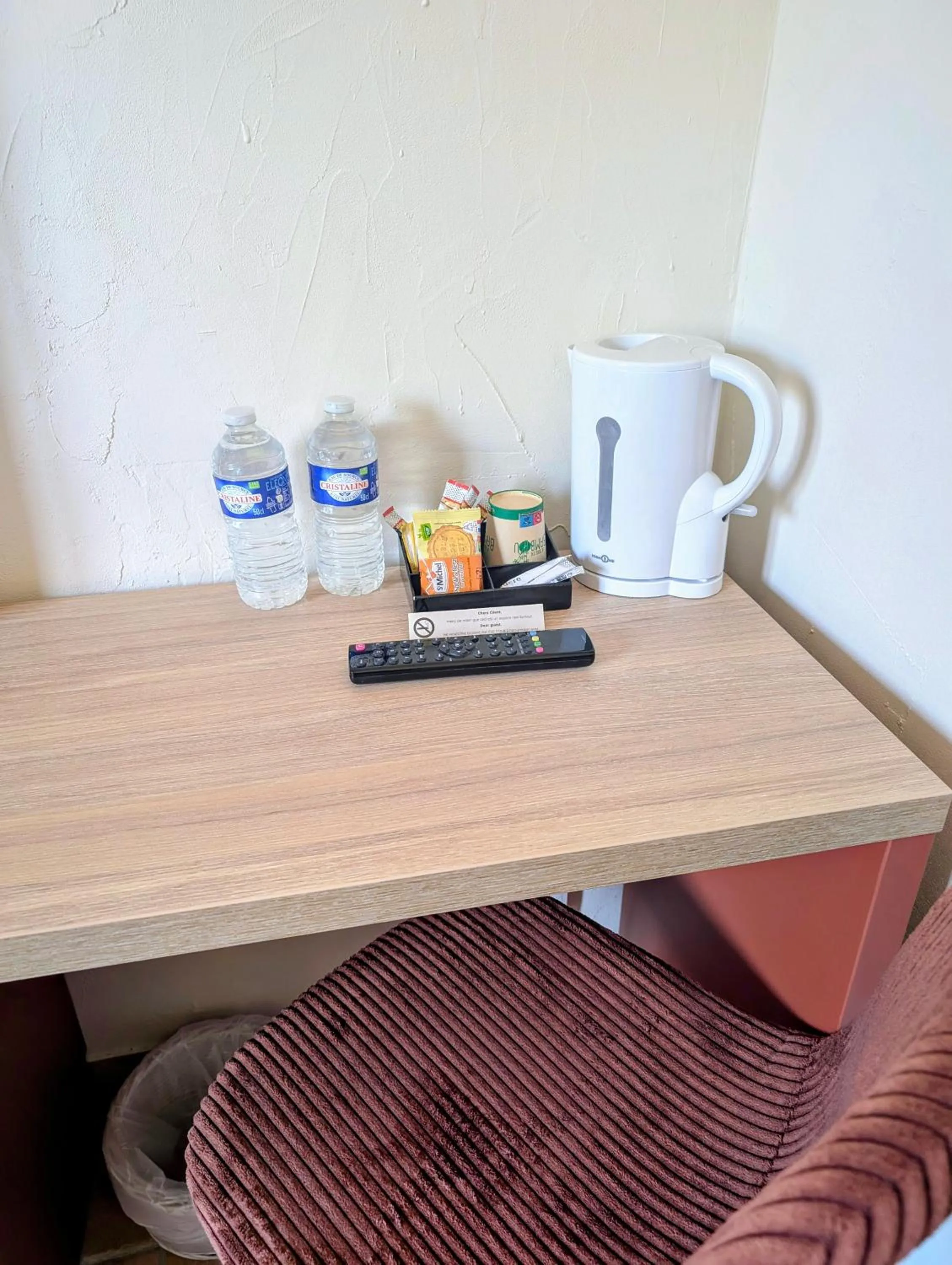 Coffee/tea facilities in Domaine de la Courbe Hôtel & Spa