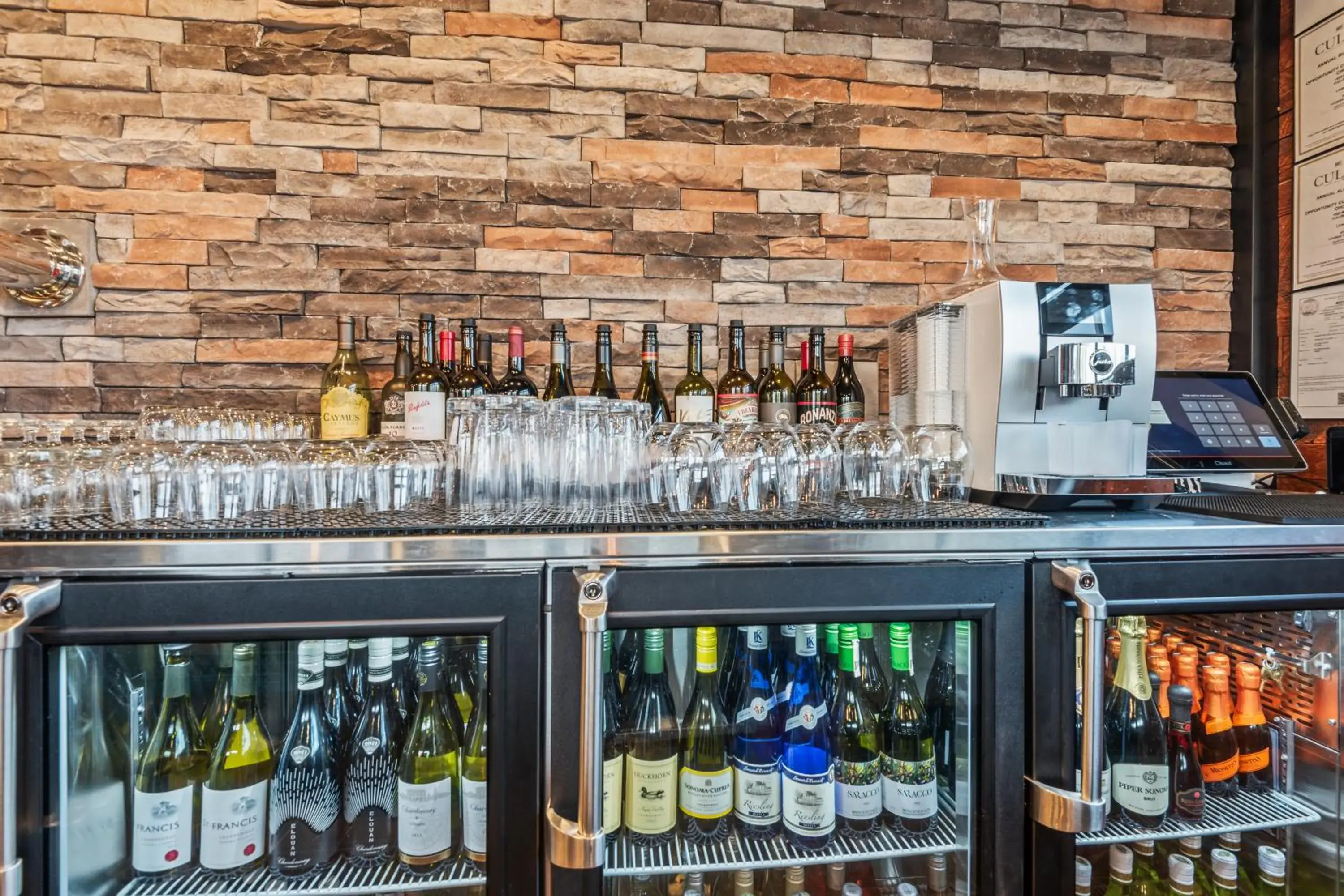 Lounge or bar in Cobblestone Hotel & Suites - Cullman Lounge or bar in Cobblestone Hotel & Suites - Cullman