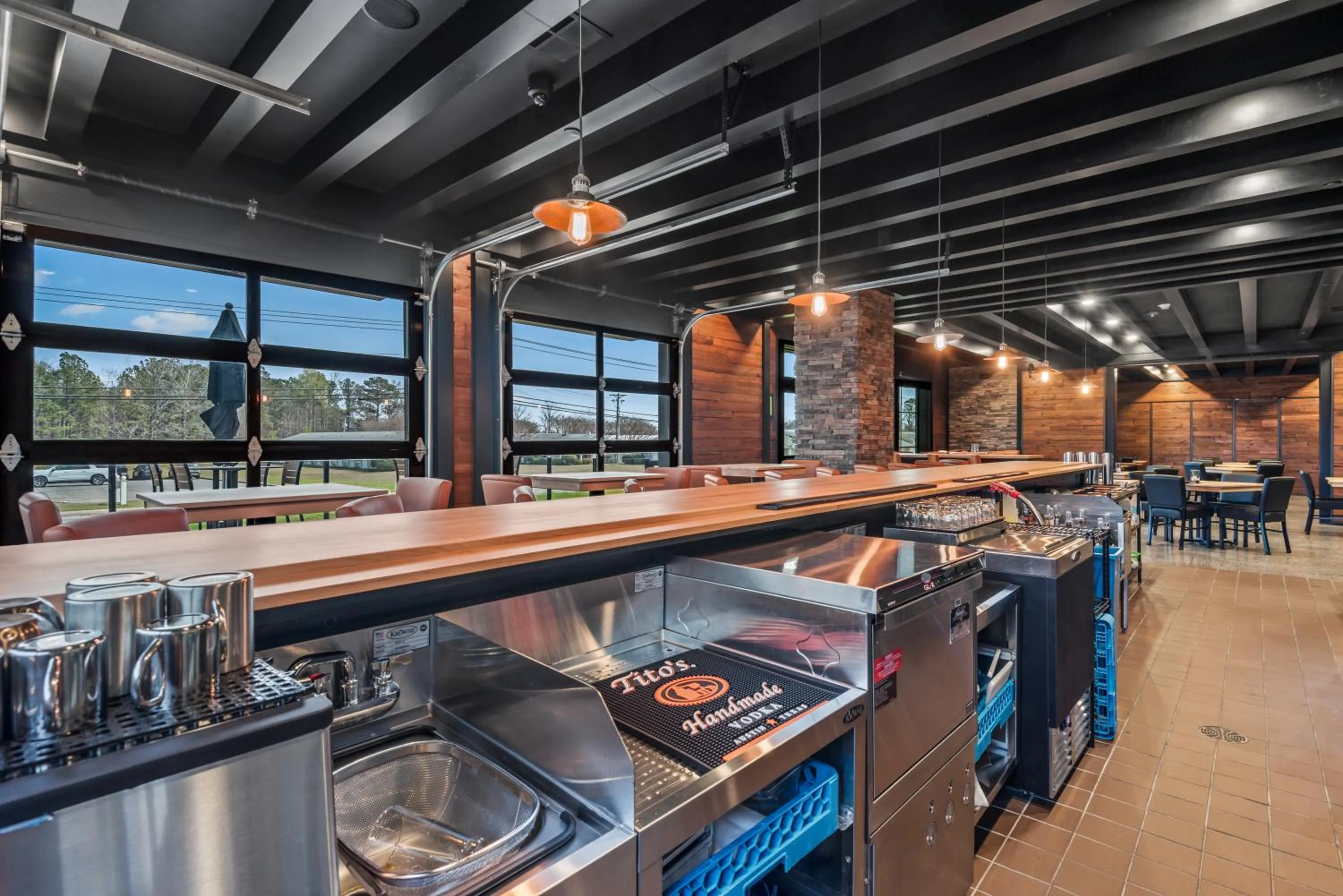 Lounge or bar in Cobblestone Hotel & Suites - Cullman