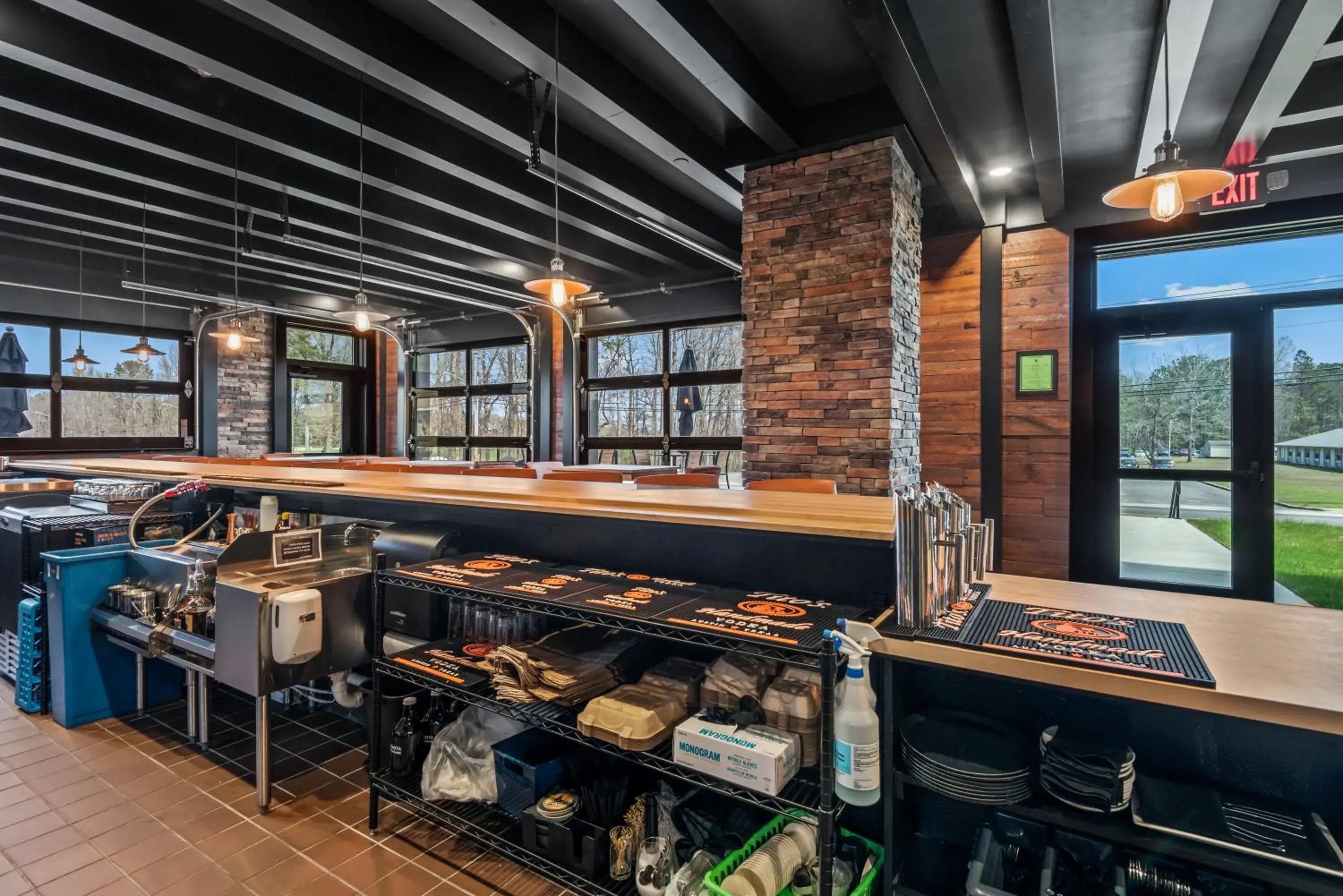 Lounge or bar in Cobblestone Hotel & Suites - Cullman Lounge or bar in Cobblestone Hotel & Suites - Cullman