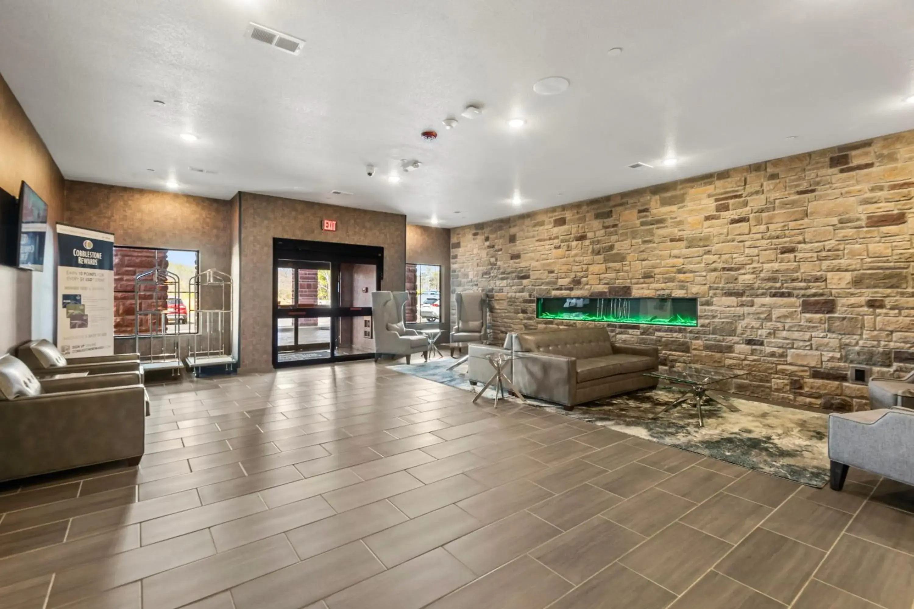 Lobby or reception in Cobblestone Hotel & Suites - Cullman Lobby or reception in Cobblestone Hotel & Suites - Cullman
