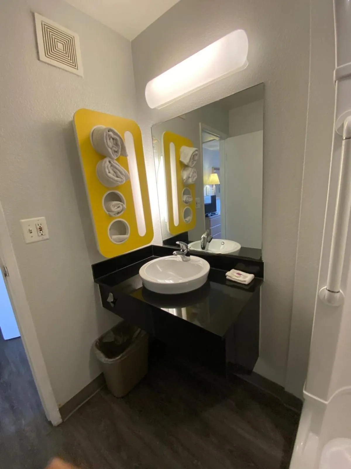 Bathroom in Studio 6 Casper WY