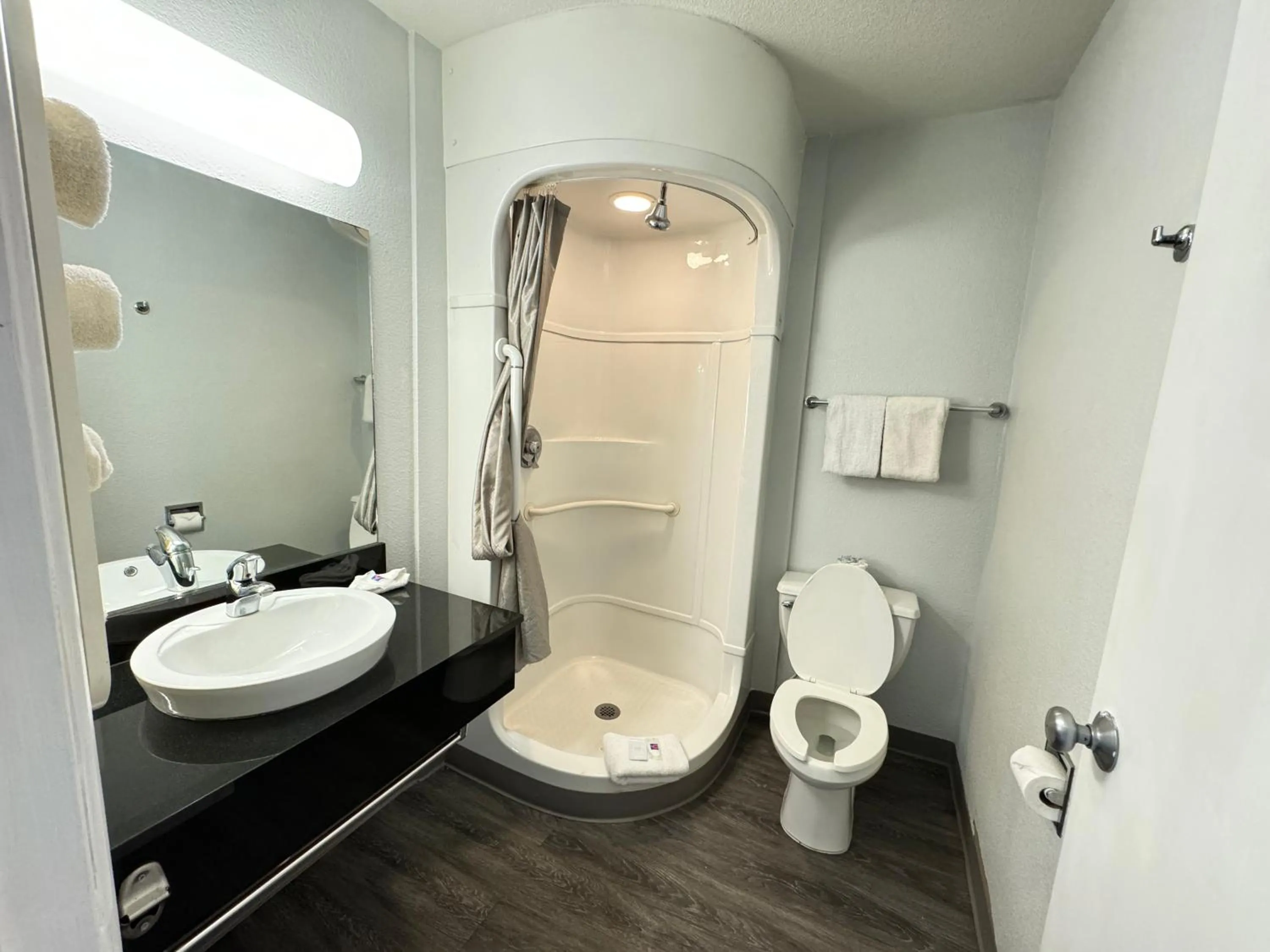 Bathroom in Studio 6 Casper WY