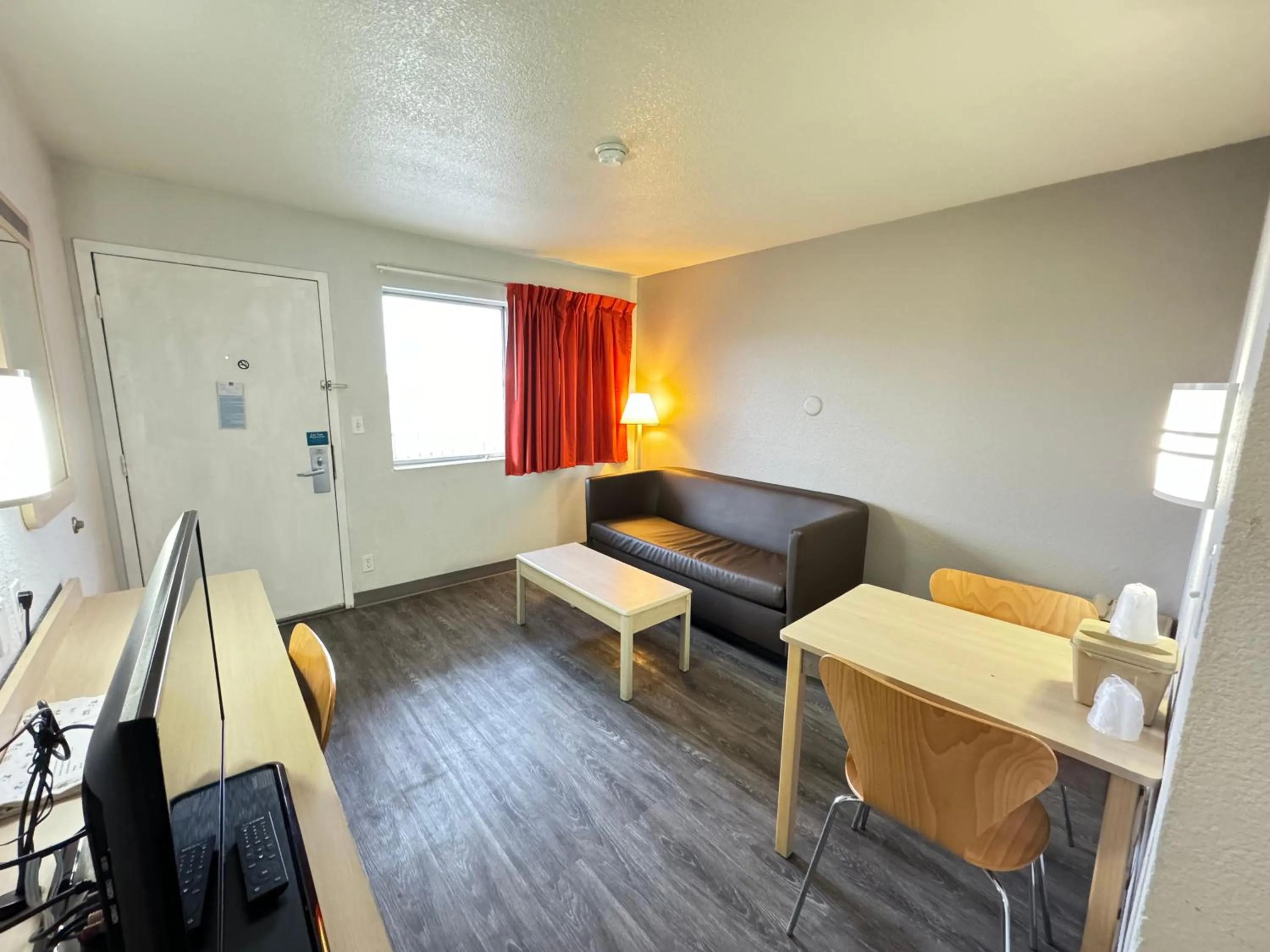 Living room in Studio 6 Casper WY