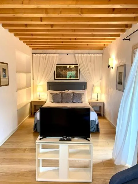 Bed in ROMANTIK Relais d'Arfanta