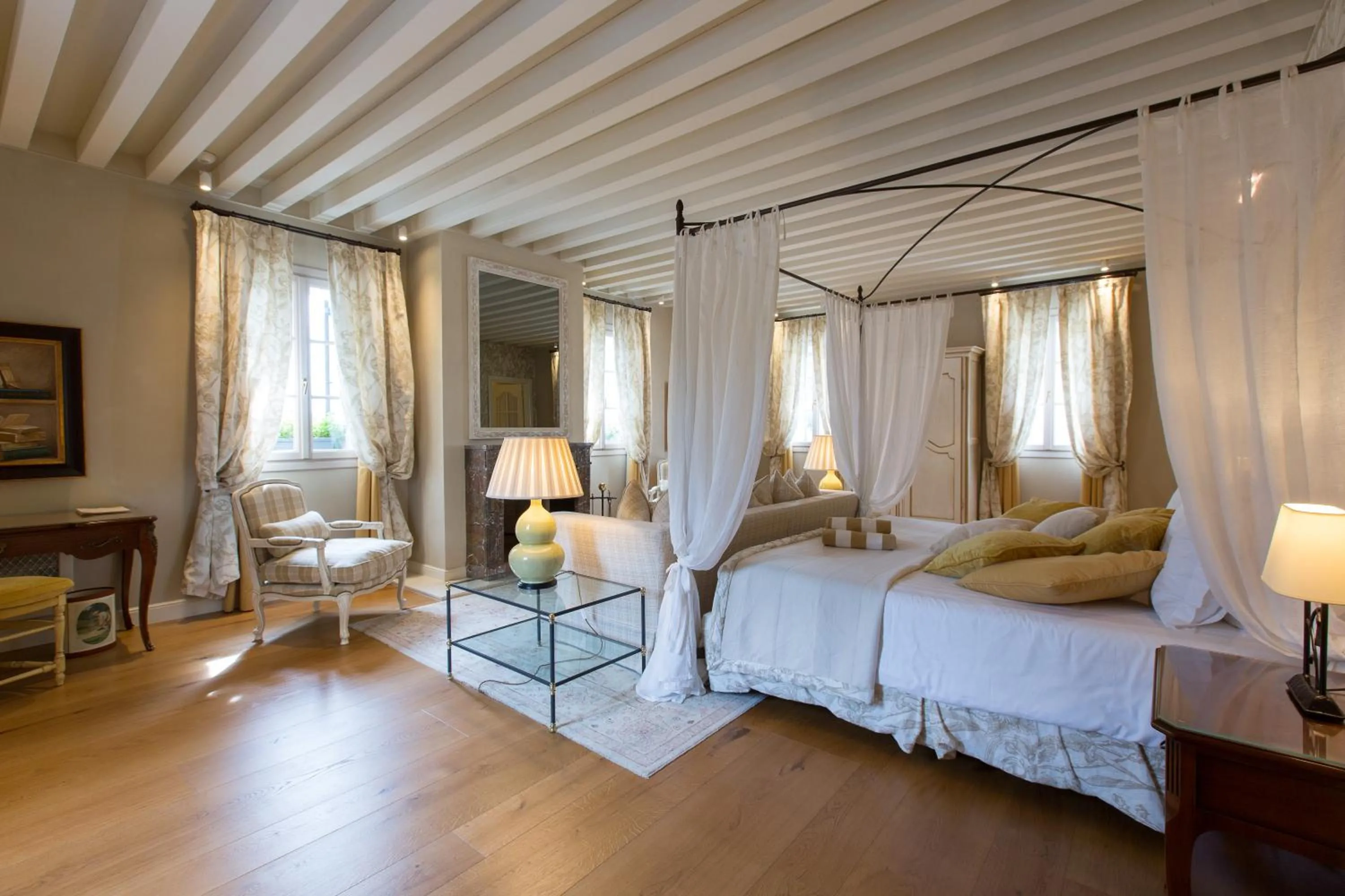 Bed in ROMANTIK Relais d'Arfanta