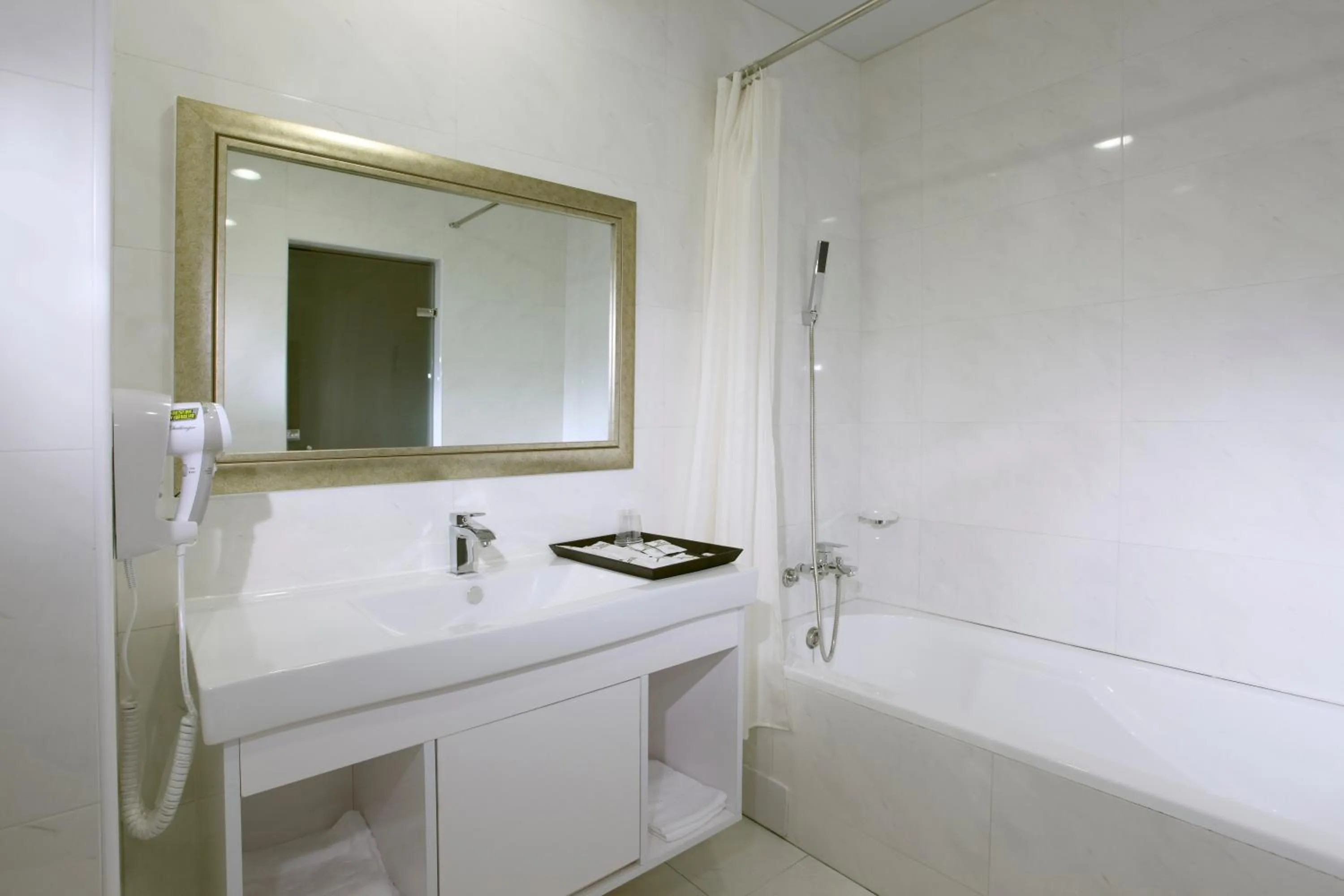 Bathroom in Yoyo Hotel