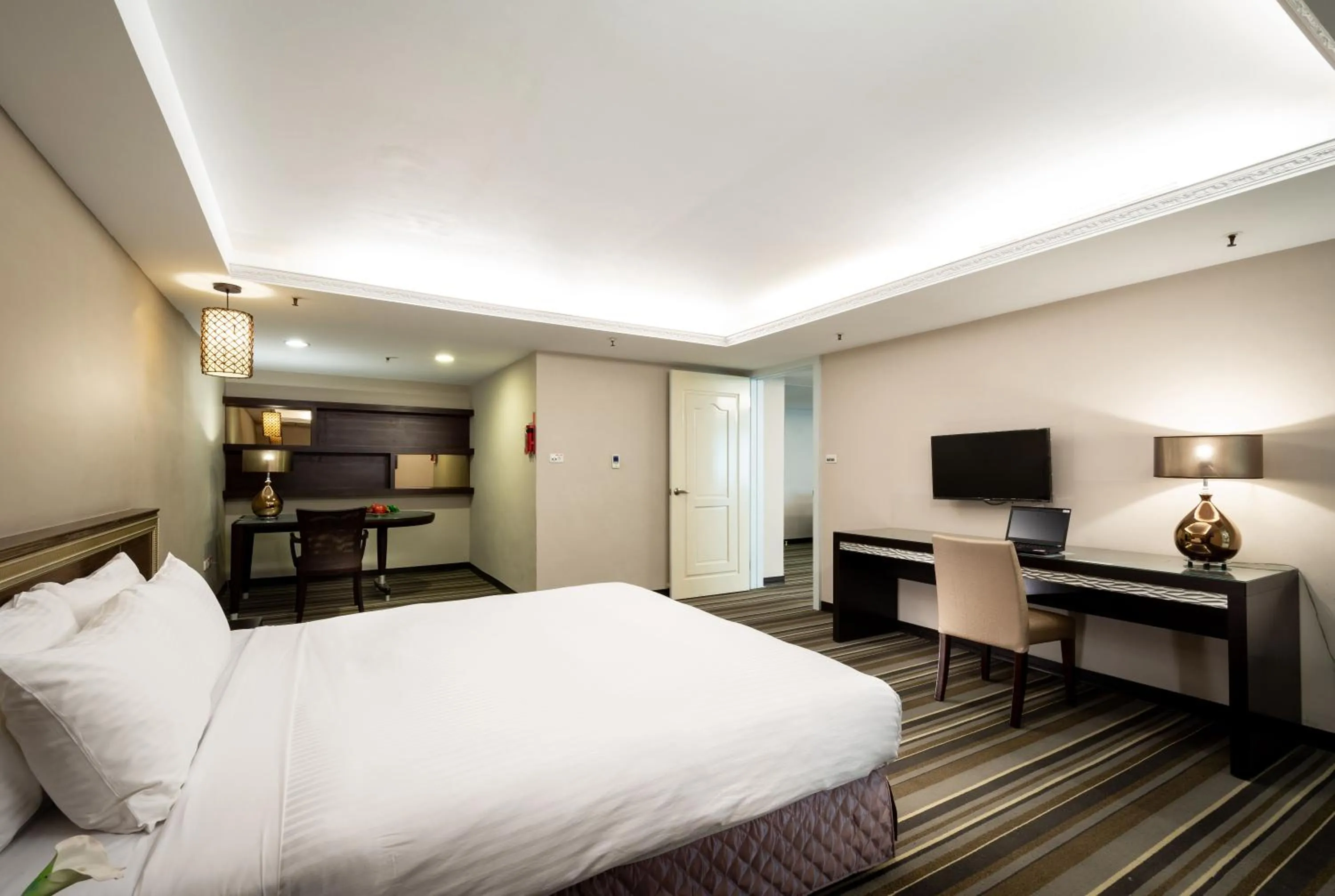 Bedroom, Bed in Yoyo Hotel