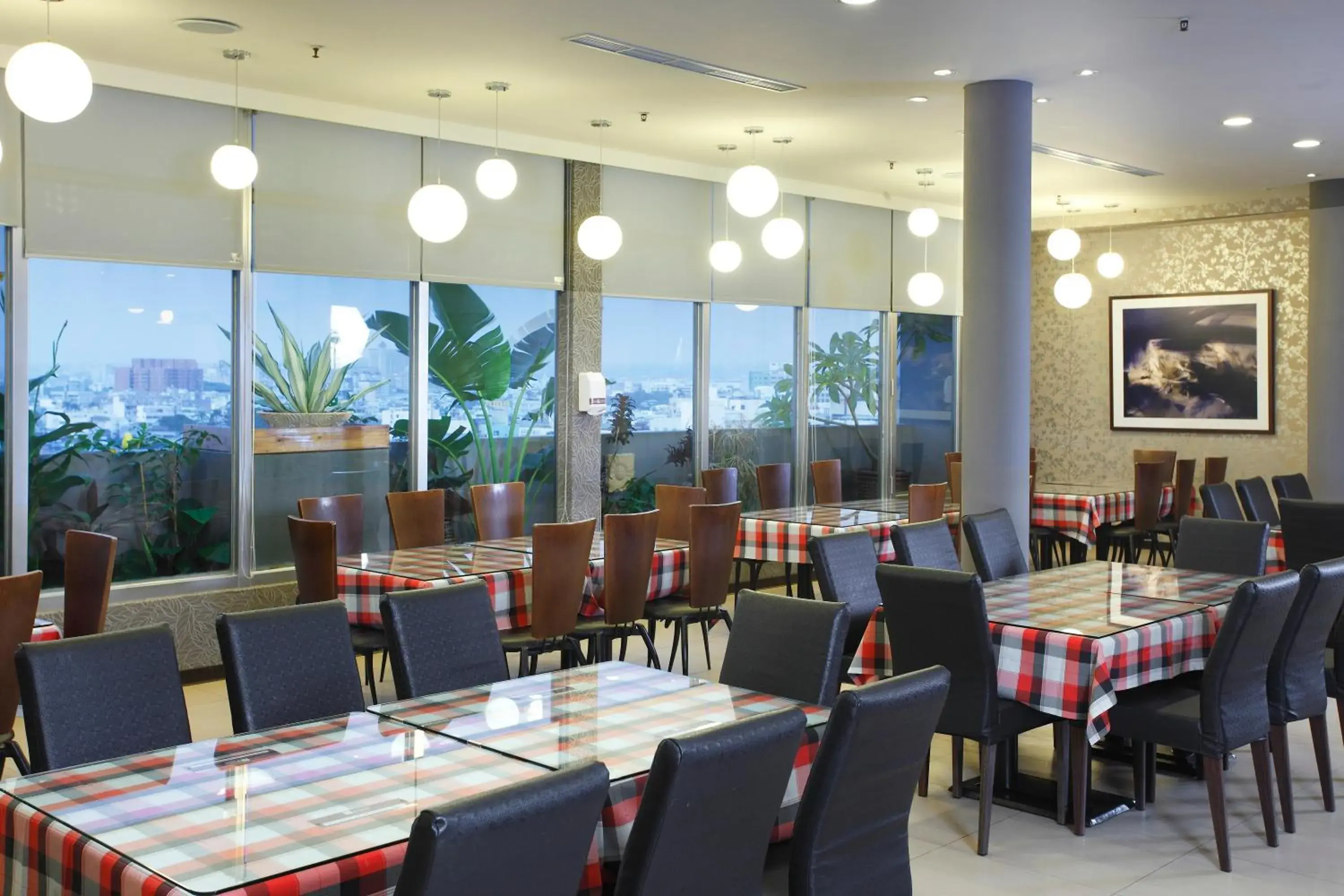 Restaurant/places to eat in Yoyo Hotel Restaurant/places to eat in Yoyo Hotel