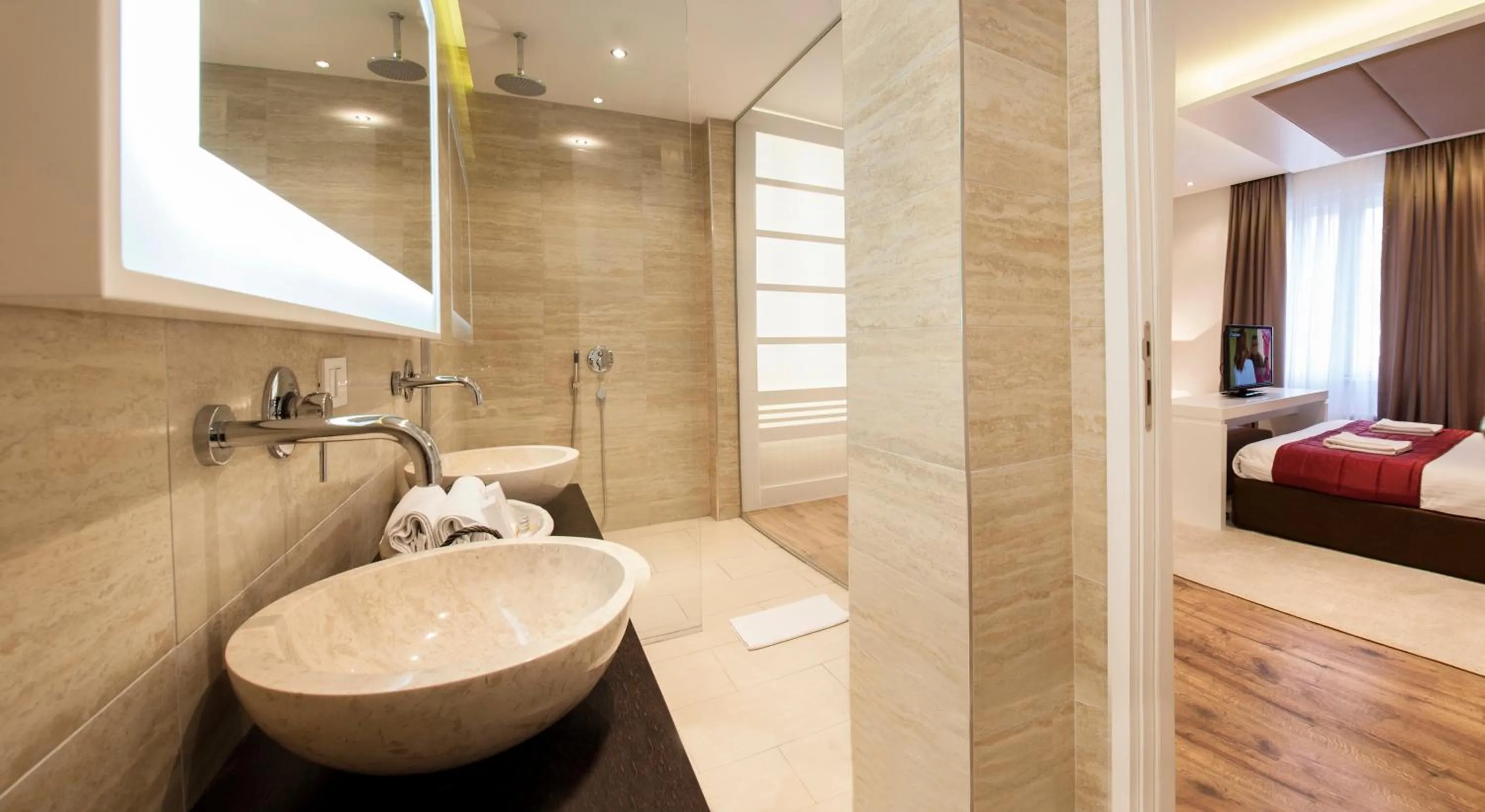 Bathroom, Bed in Eden Garden Suites