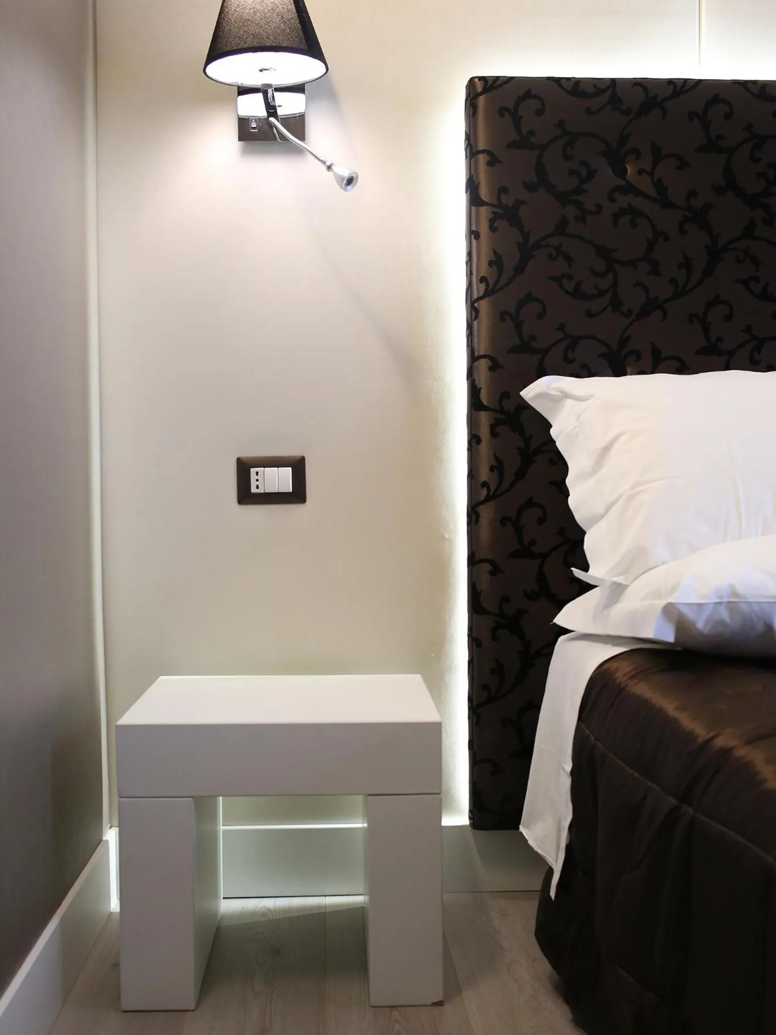 Bed in Piccolo di Piazza di Spagna Suites