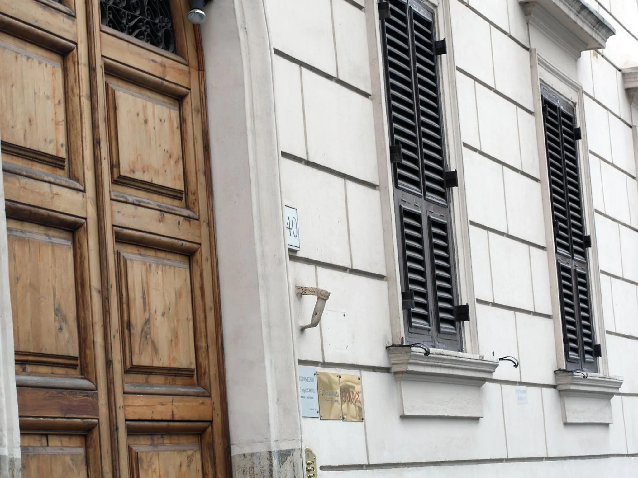 Facade/entrance in Piccolo di Piazza di Spagna Suites