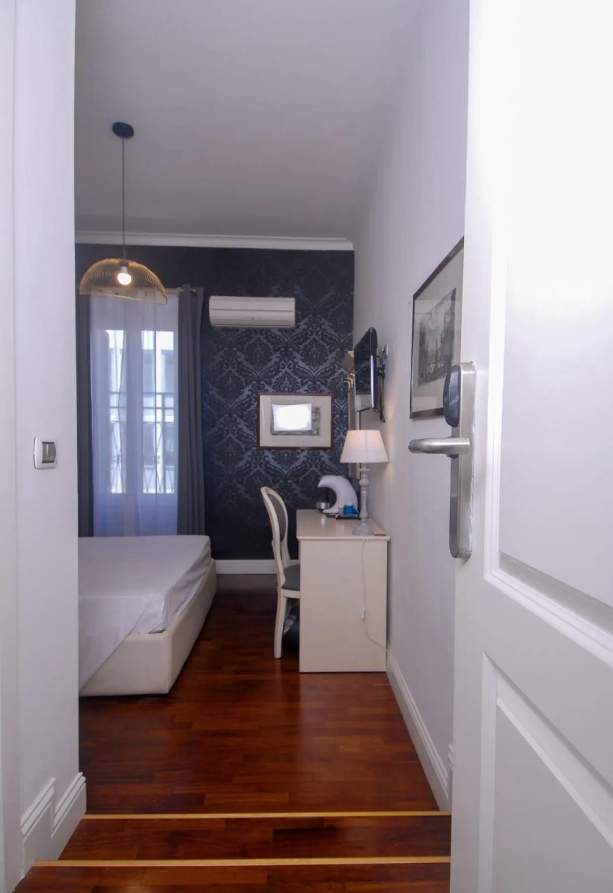 Bed in Piccolo di Piazza di Spagna Suites