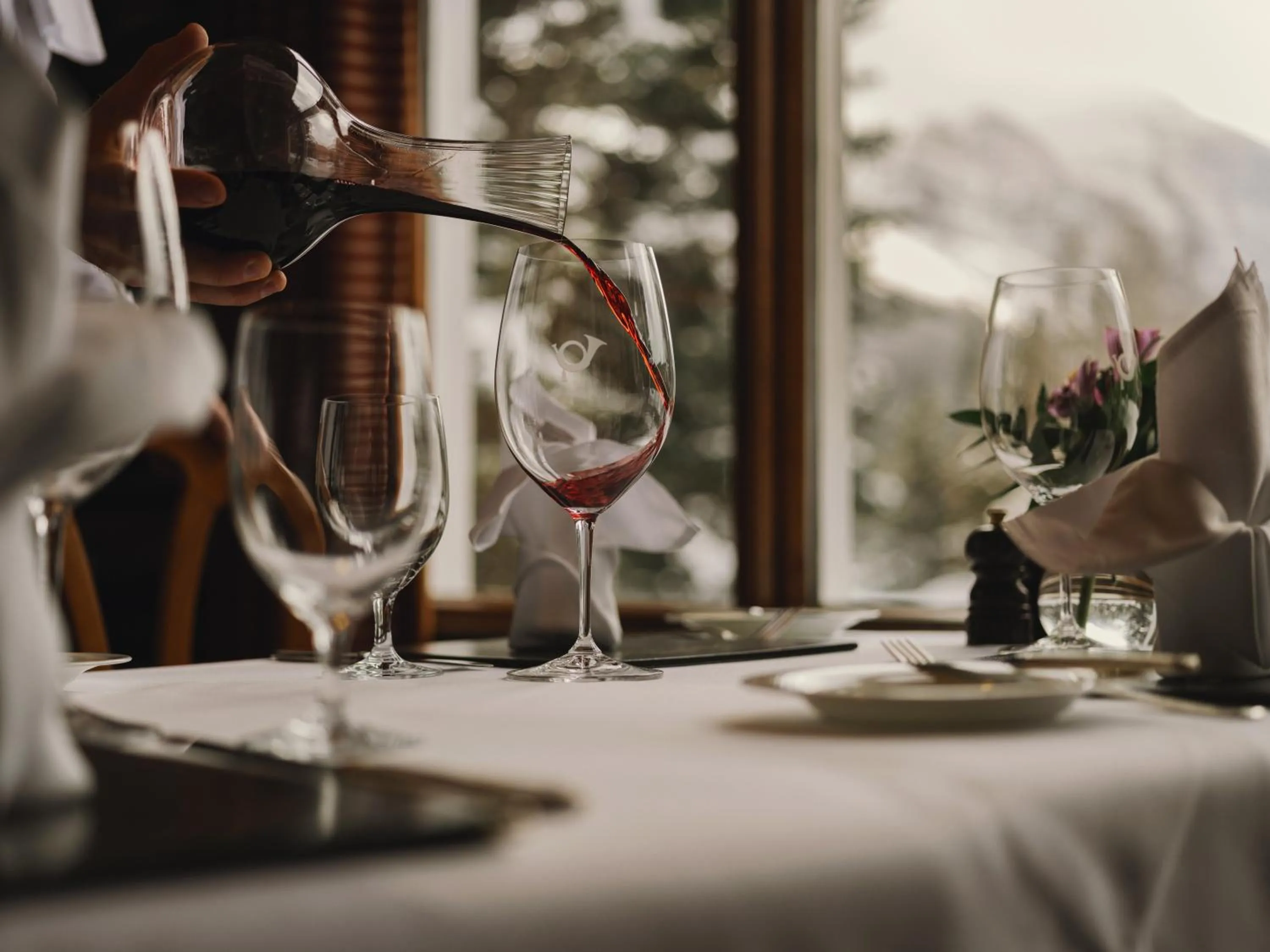 Restaurant/places to eat in Post Hotel & Spa