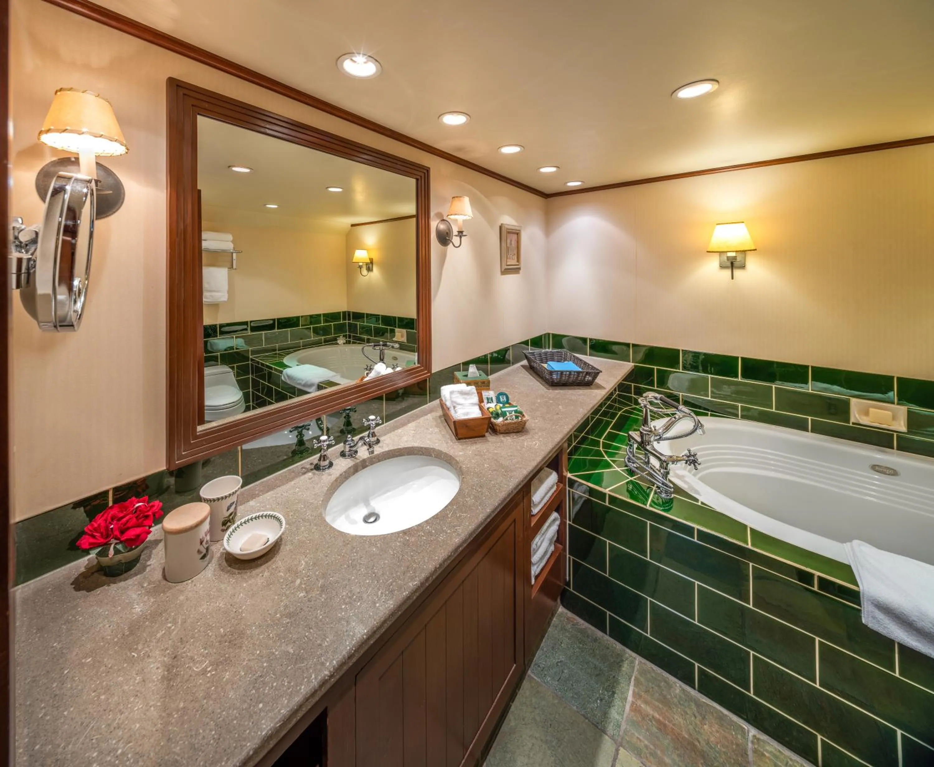 Bathroom in Post Hotel & Spa