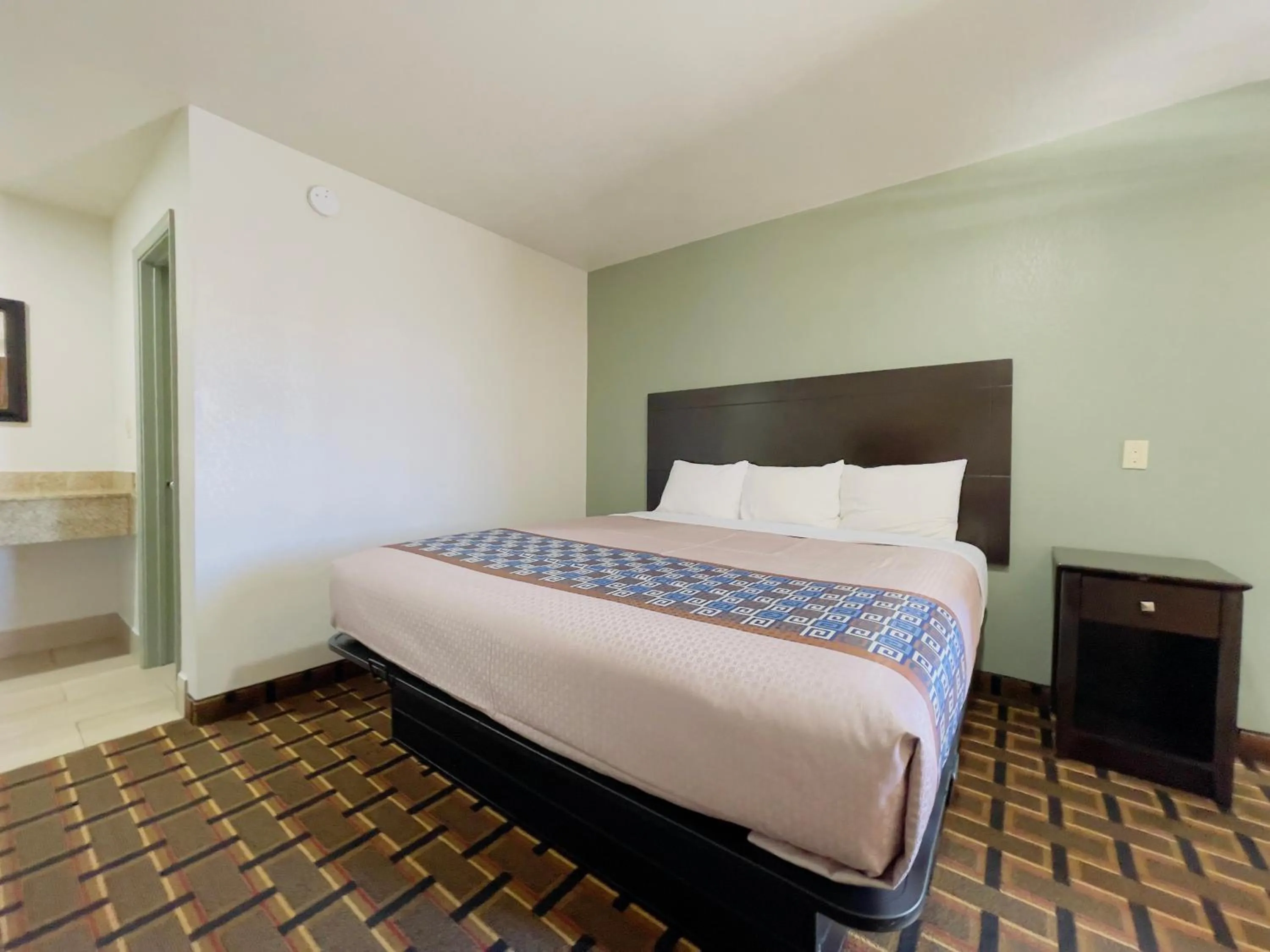 Budget Inn Ada