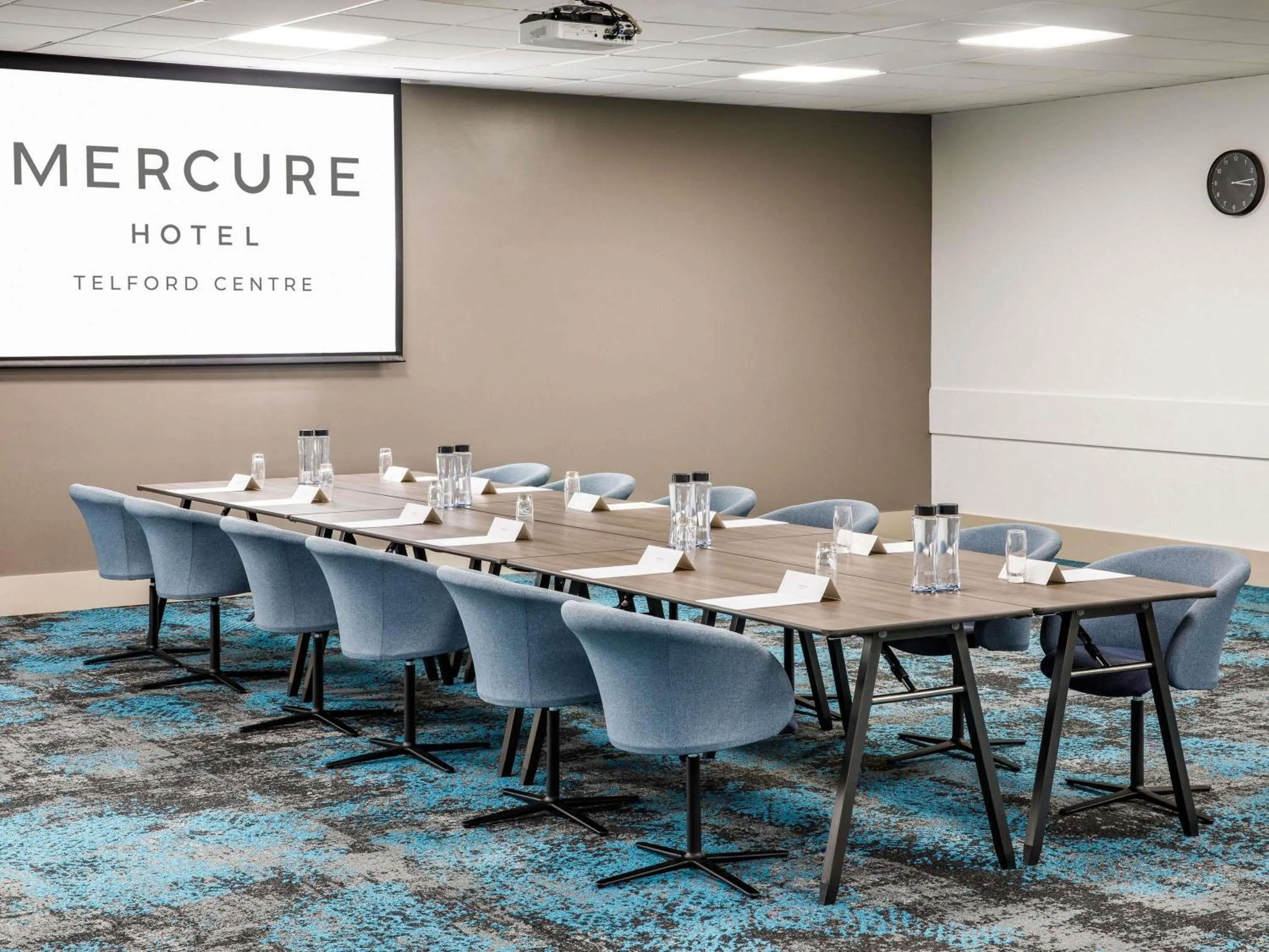 Meeting/conference room in Mercure Telford Centre Hotel